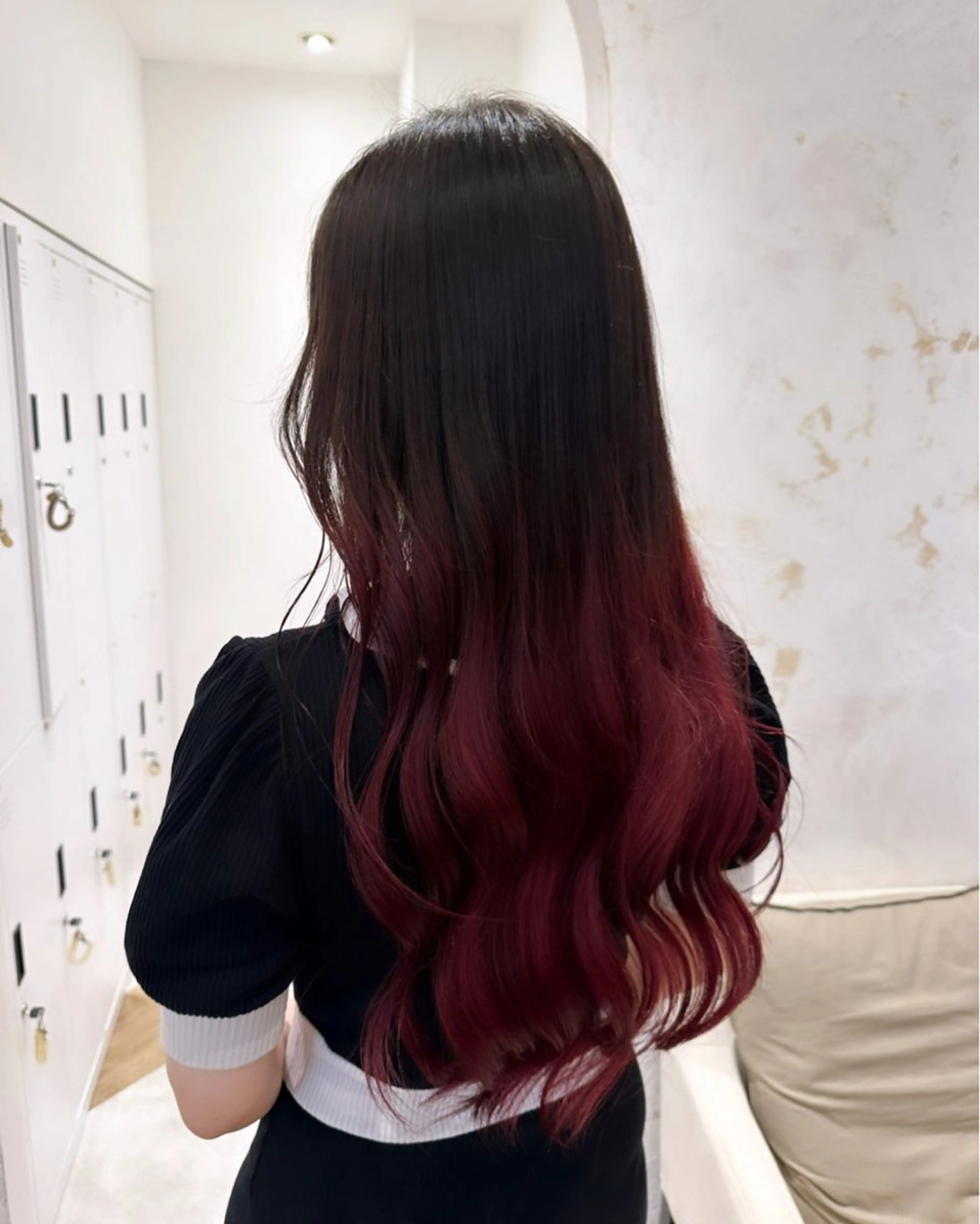 ロング カラー ヘアアレンジ グラデーションカラー レッドカラー ヘアカラー トリートメント REONA🪽✨薬院 レイヤーカット🫧のヘアスタイル