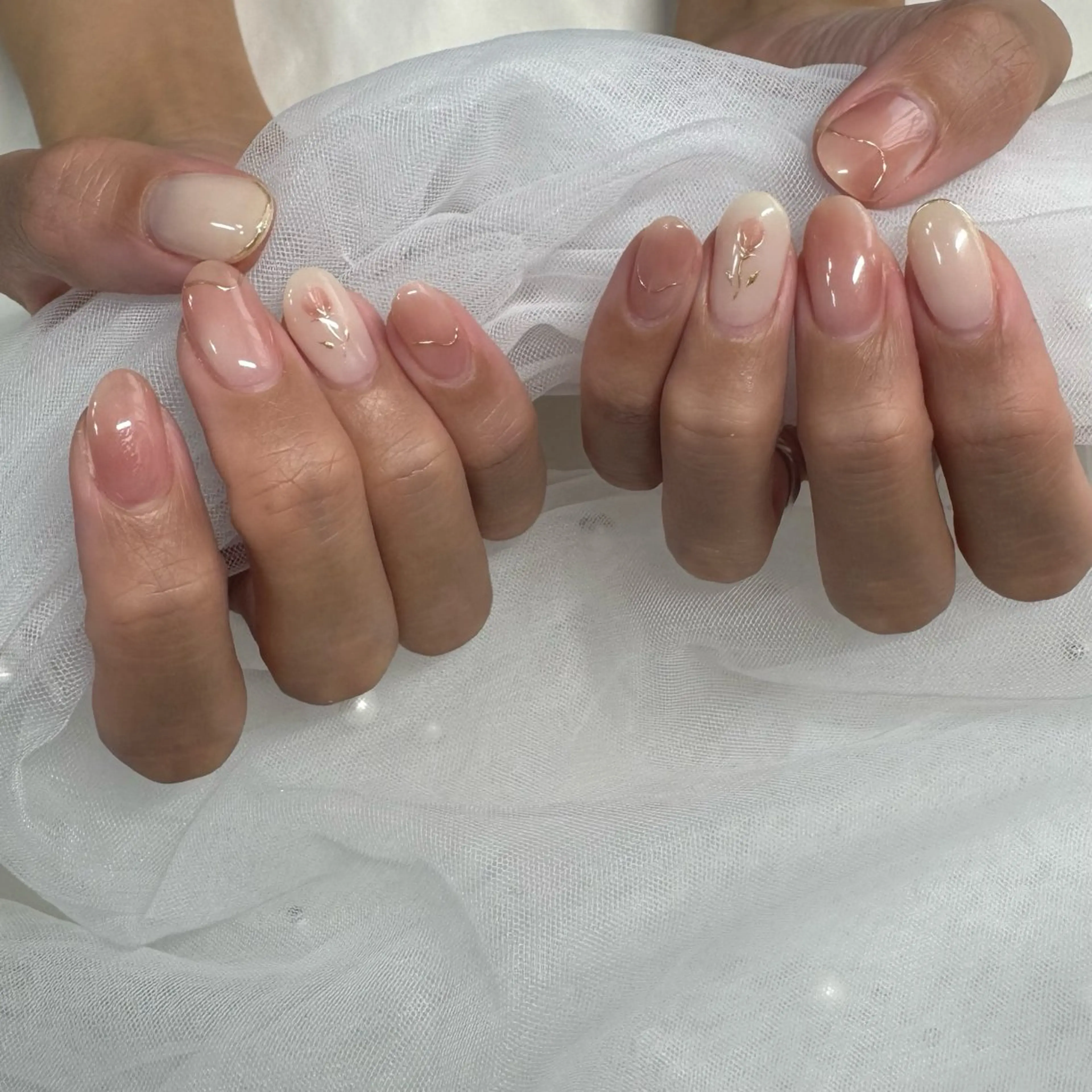 ネイル ジェルネイル 東 千夏のネイルデザイン