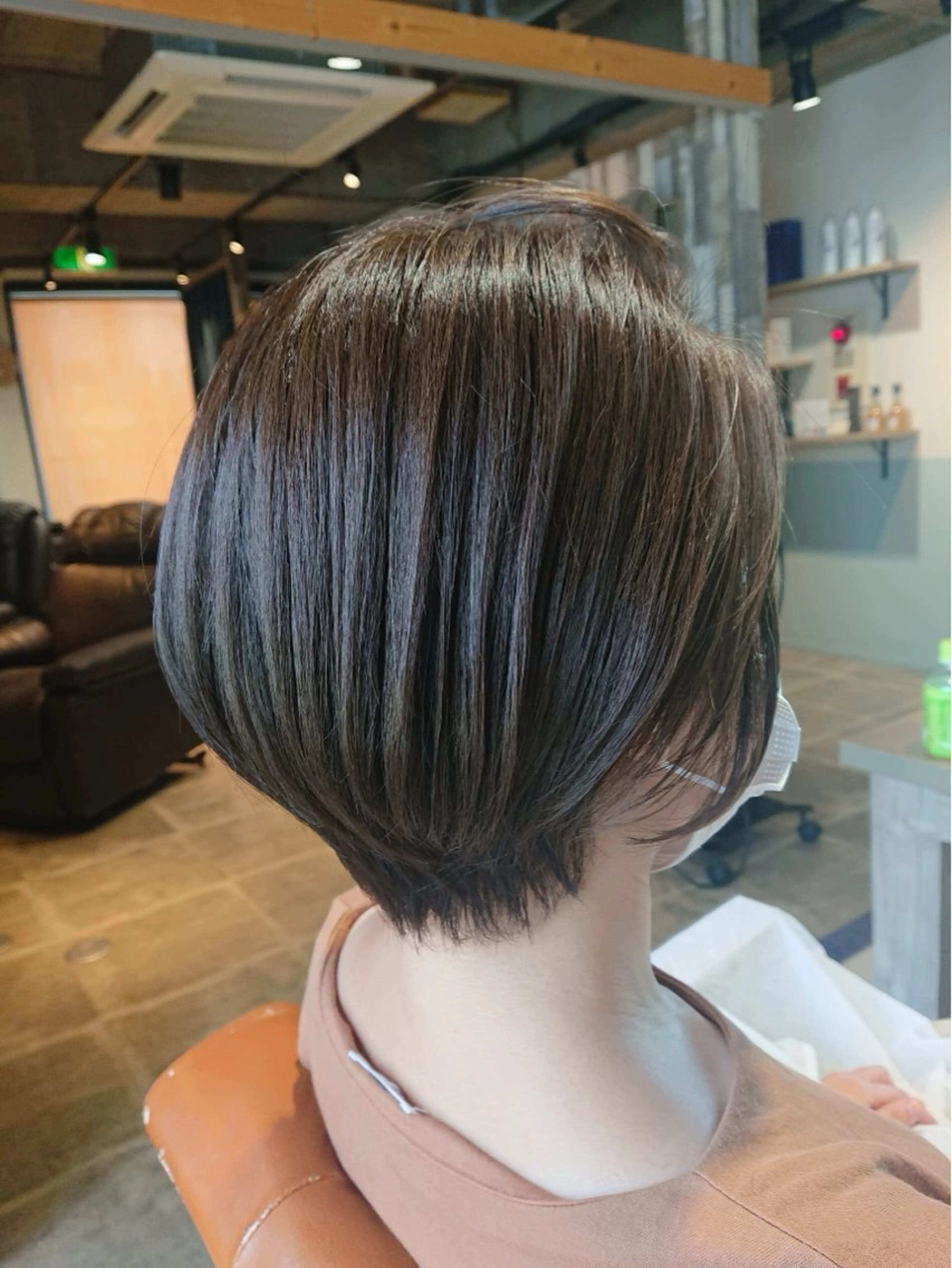 ショート ヘアカラー トリートメント 艶髪×透明感カラー ののかのヘアスタイル