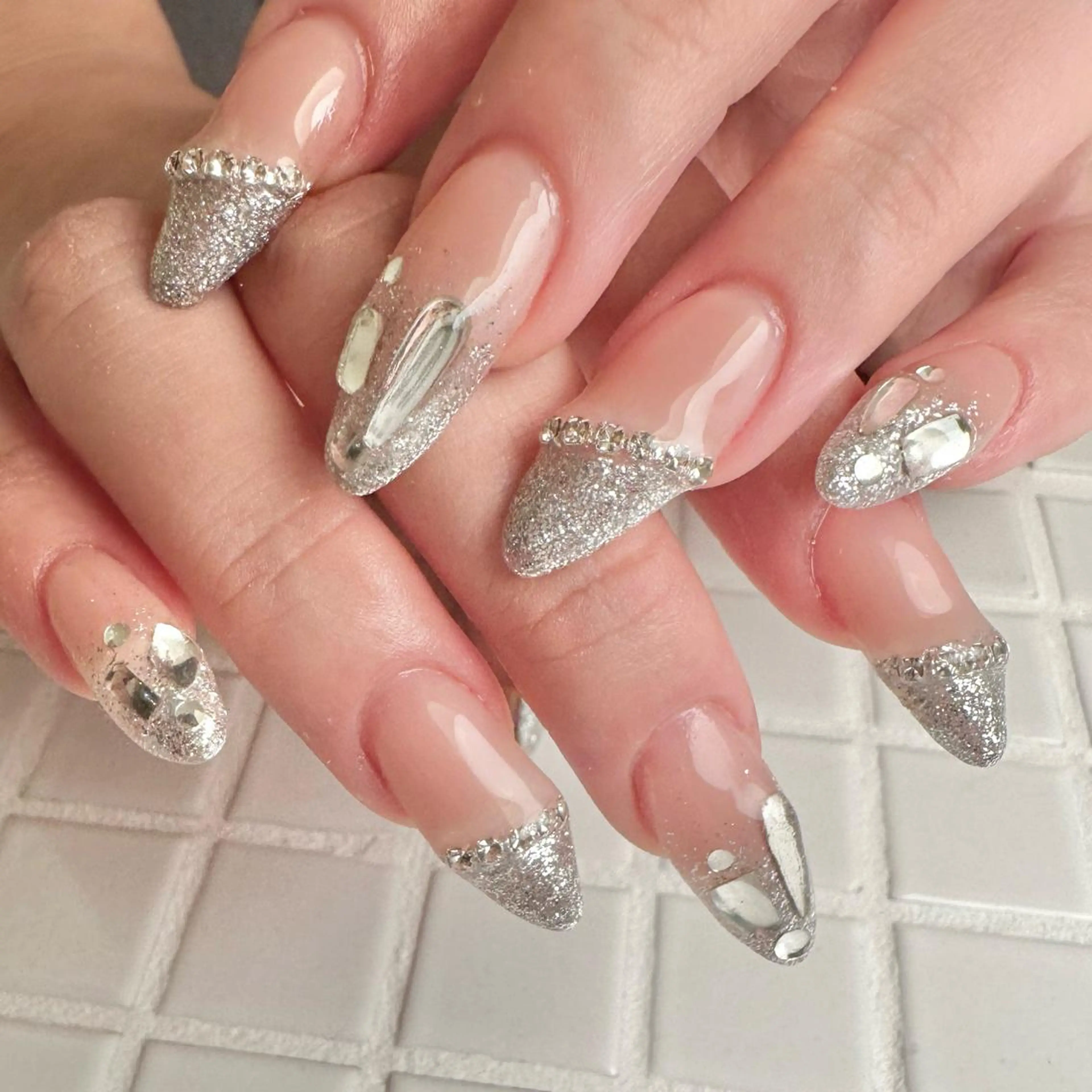 ネイル Nail lily 🍒渋谷.表参道のネイルデザイン