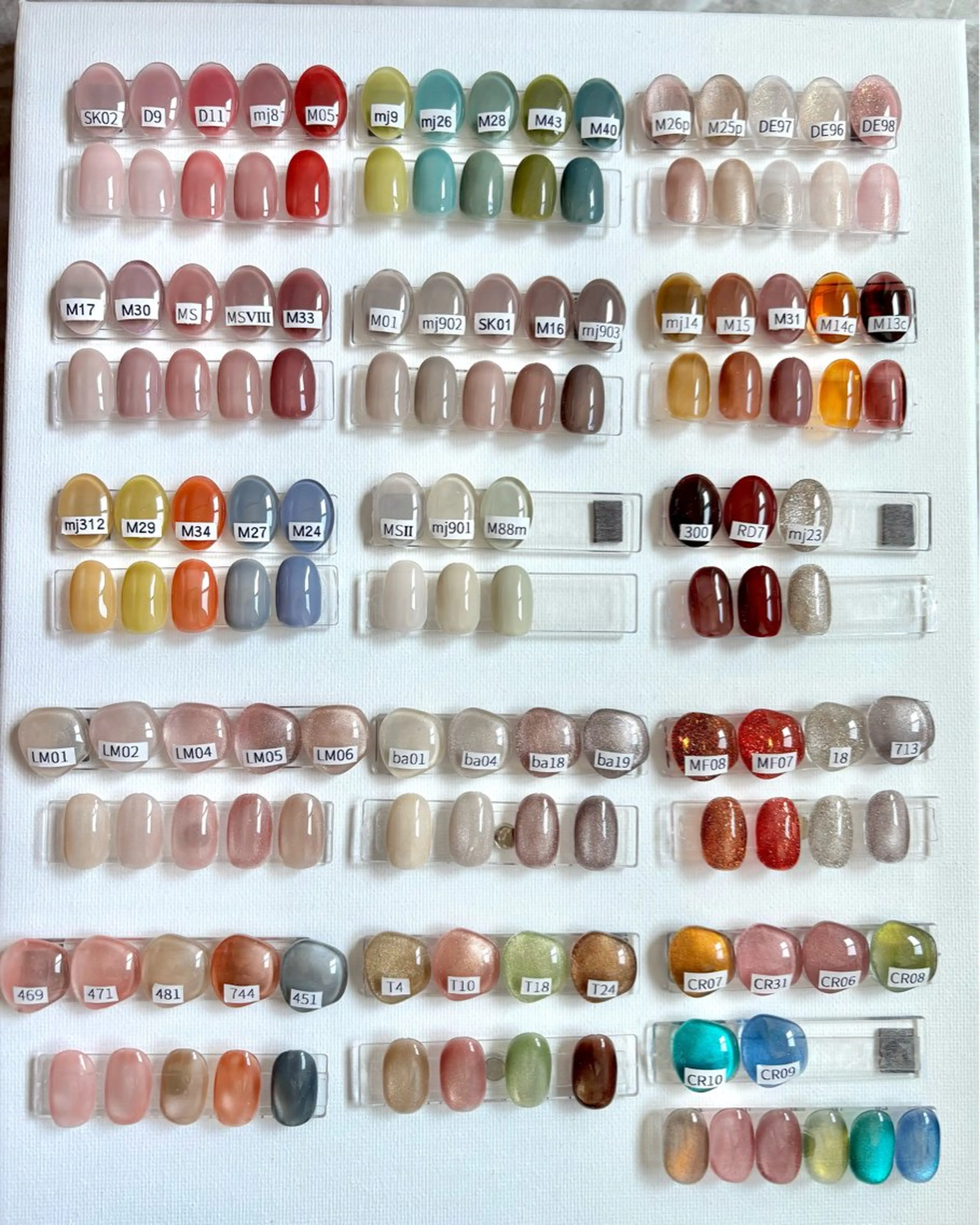 ネイル ハンドネイル Hum.nail （はむ.ねいる）のネイルデザイン