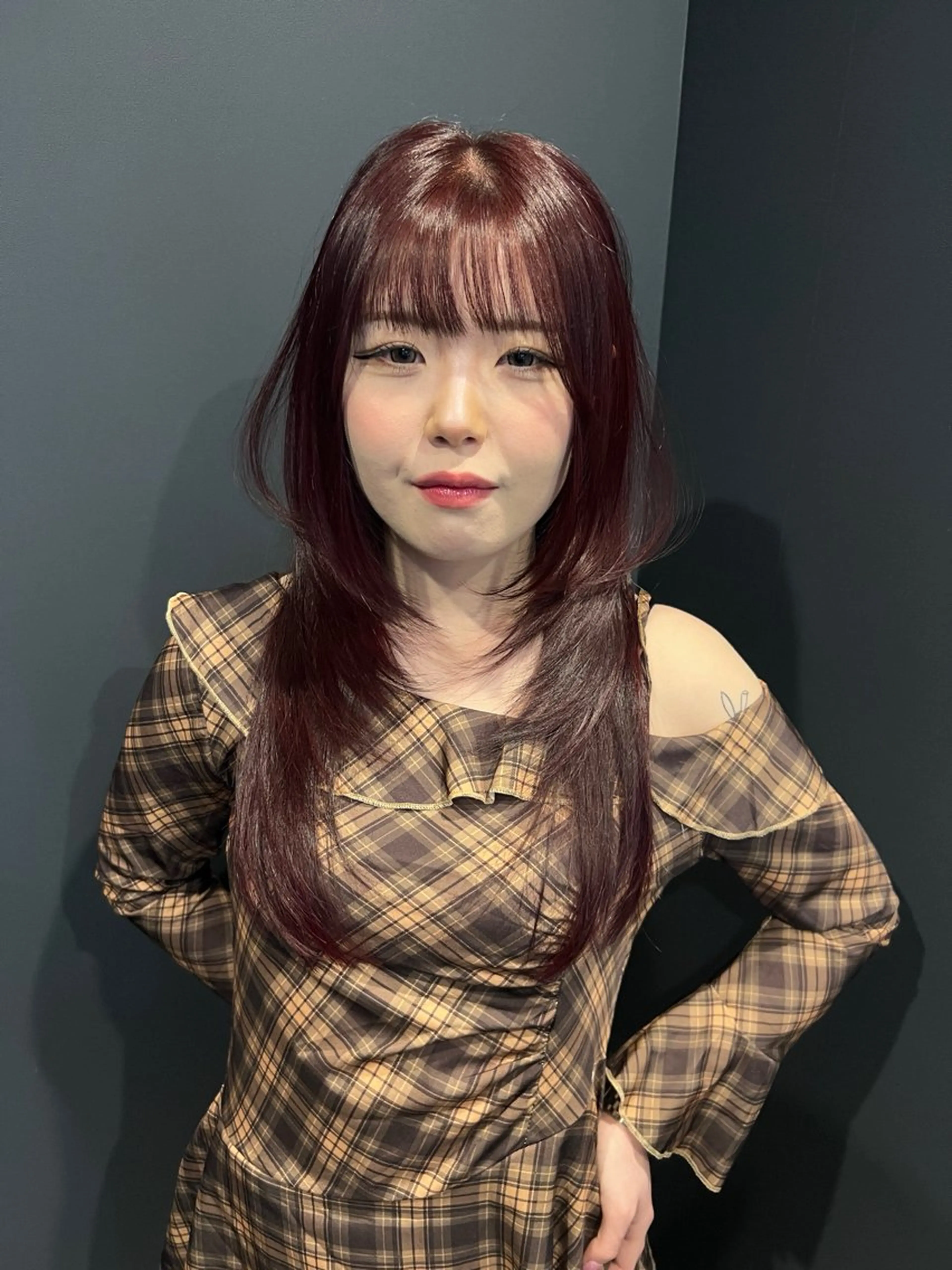 ロング ヘアカラー トリートメント 宮城 萌のヘアスタイル