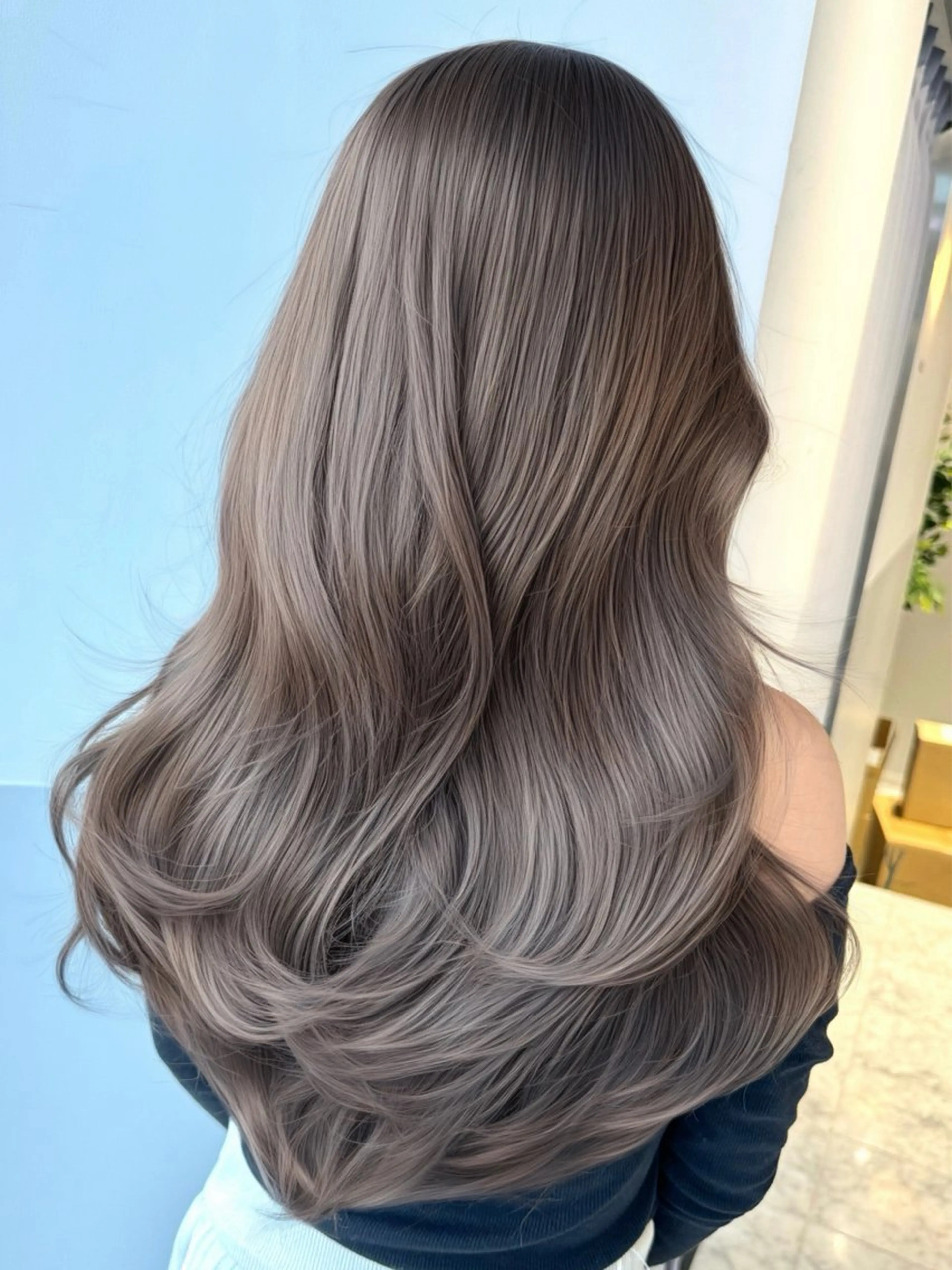 セミロング カラー カット ヘアカラー トリートメント 顔まわりの神様✨ 透明感カラー藤嶋秀幸のヘアスタイル