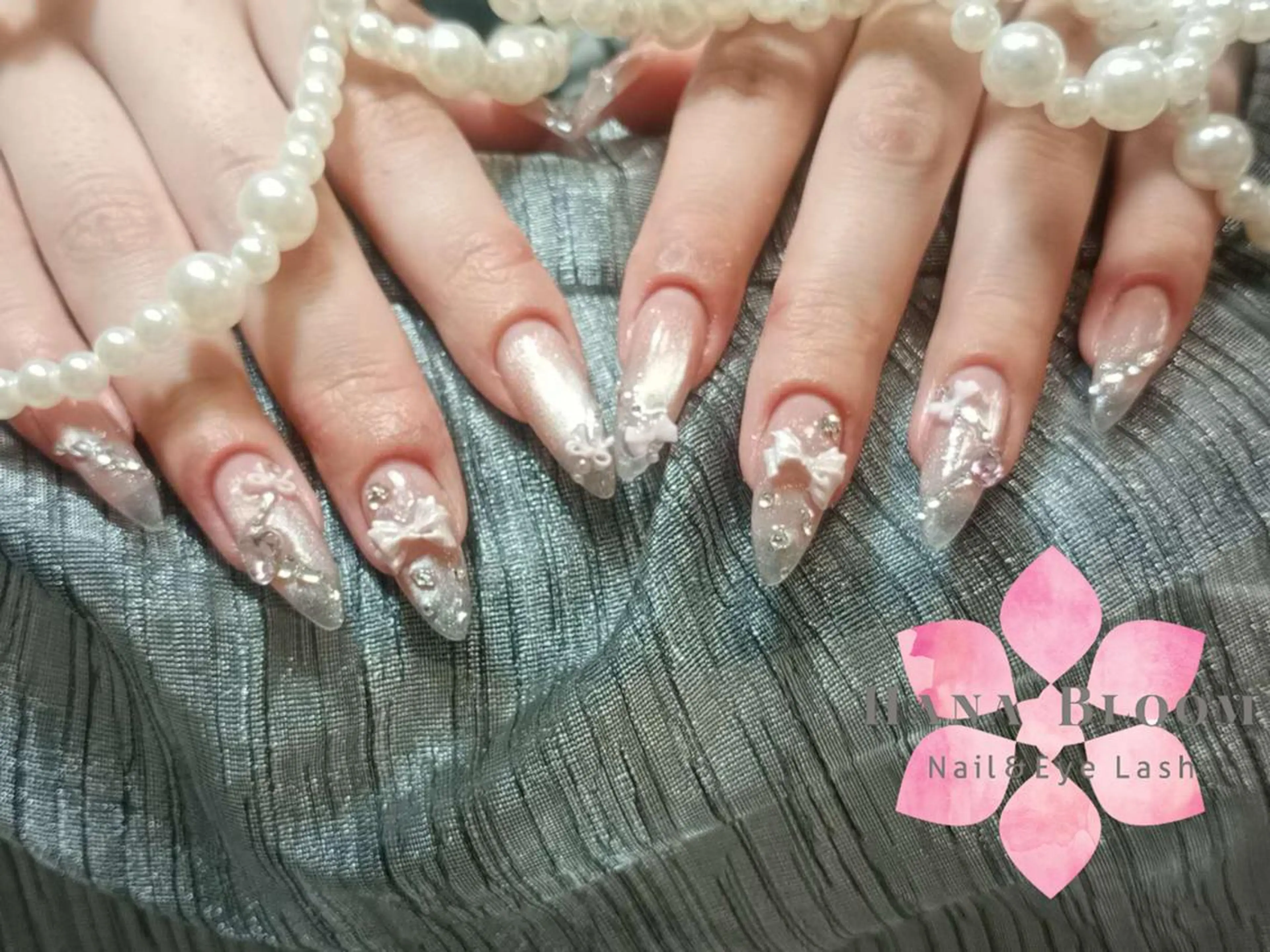 ネイル ガーリー 韓国ネイル ロングネイル 持ち込み リボン ハンドネイル ハンドケア Hana Bloom Nail💛Rinaのネイルデザイン