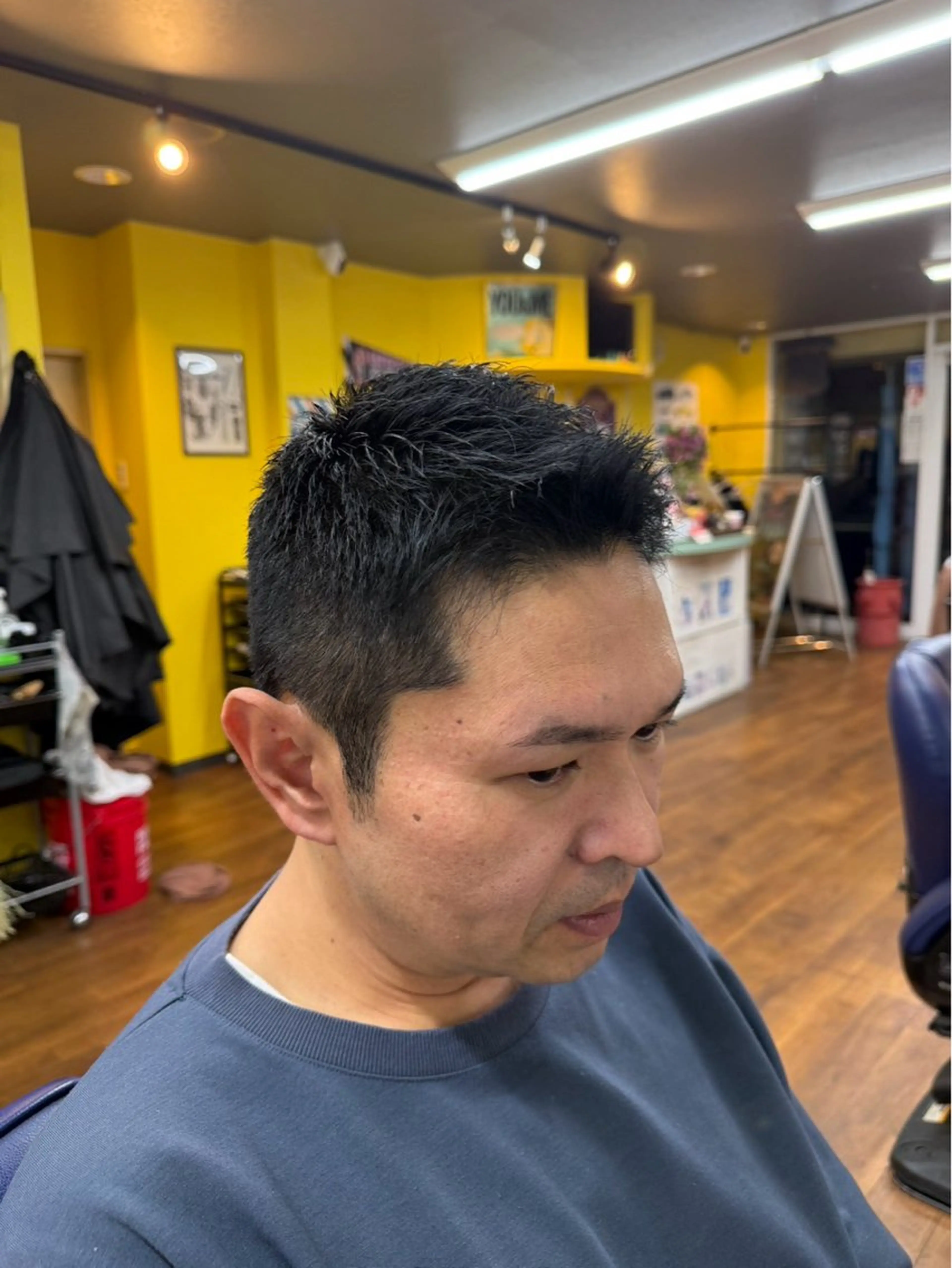 短髪スタイル💈　顔剃りシャンプー付きの写真