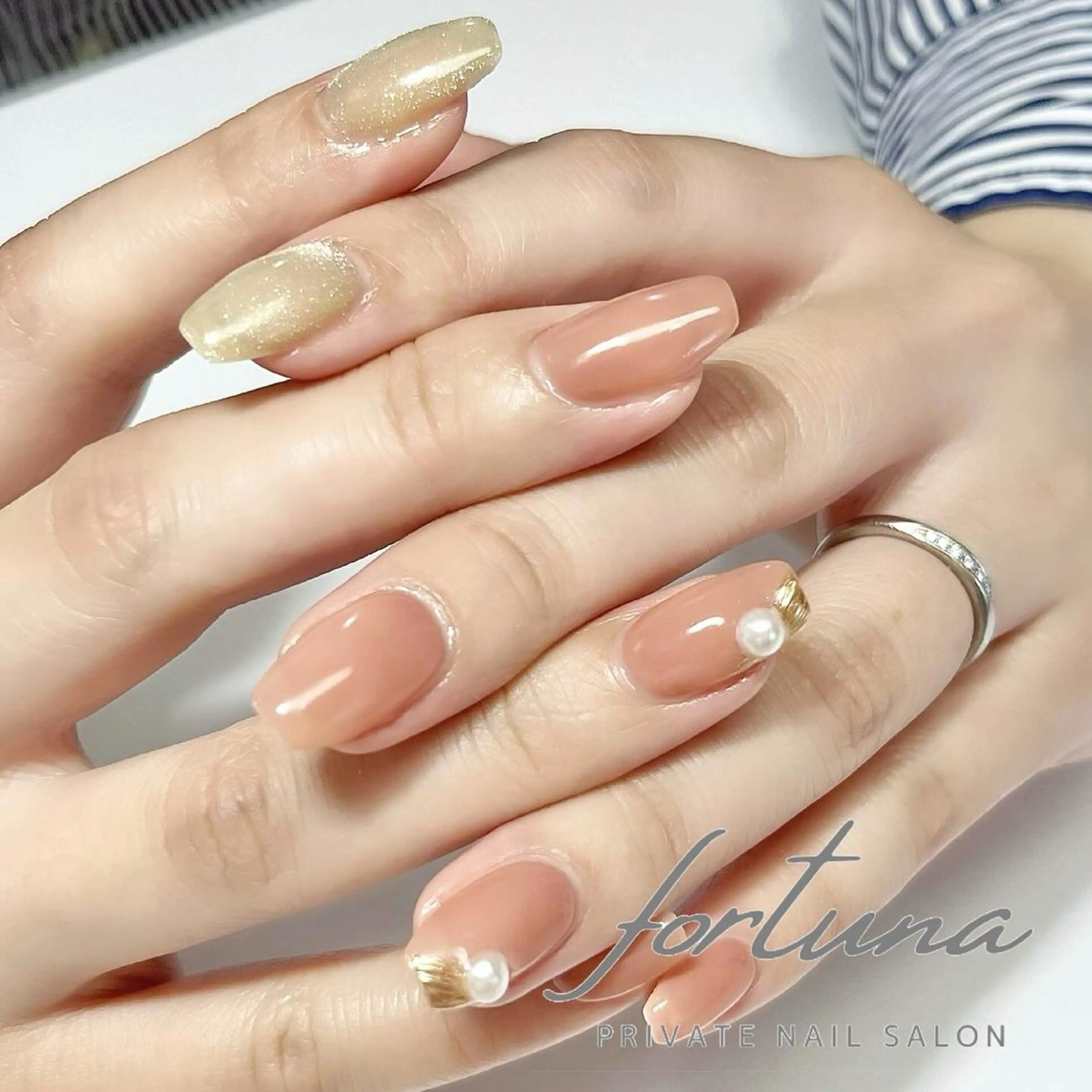 ネイル アートネイル マグネットネイル ミラーネイル ワンカラーネイル シンプルネイル ハンドネイル fortuna 武藤裕美のネイルデザイン