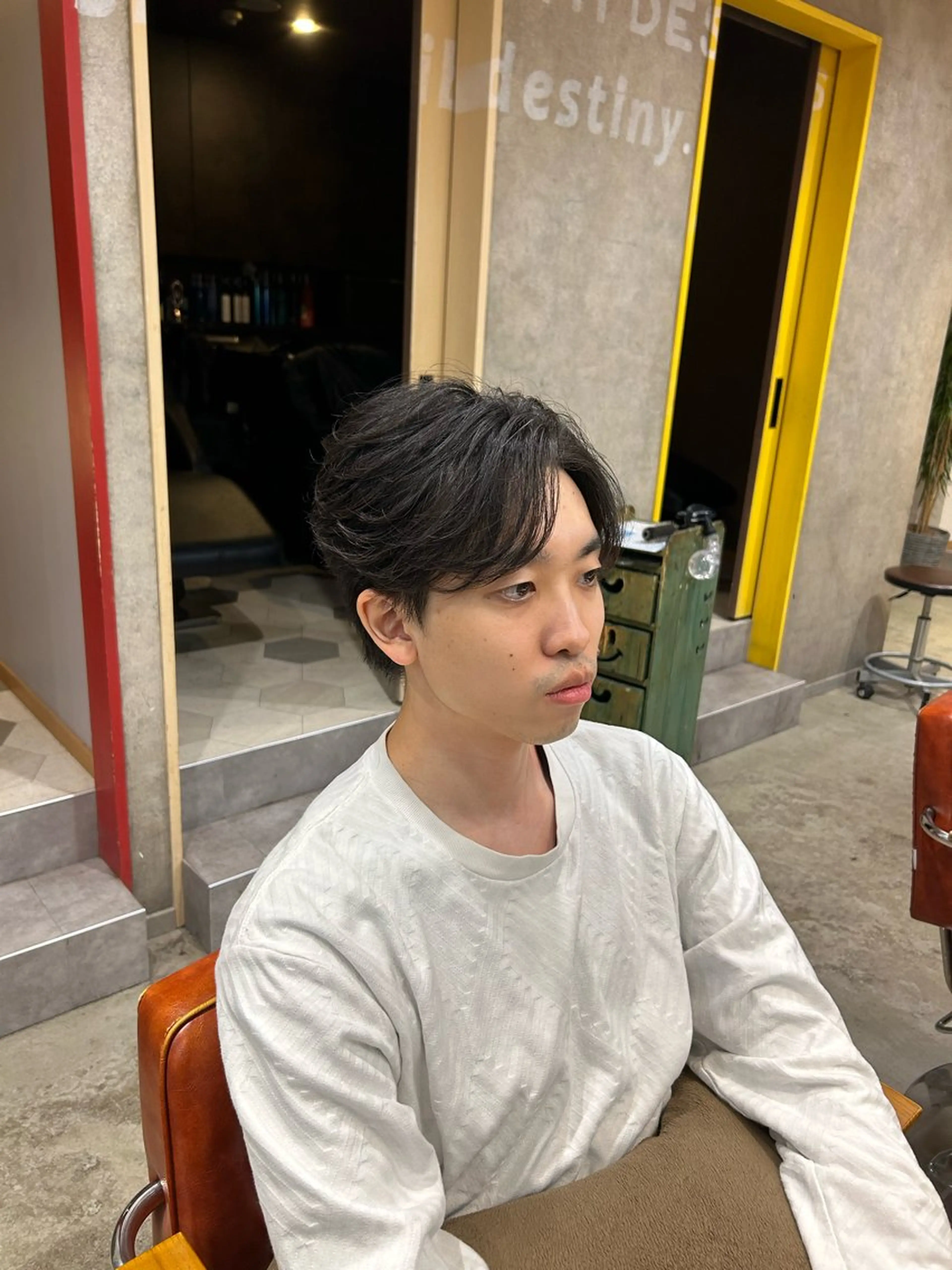 来店数3回まで限定‼️メンズカット+ワンカールパーマ（フェザーパーマ、ニュアンスパーマなど）の写真