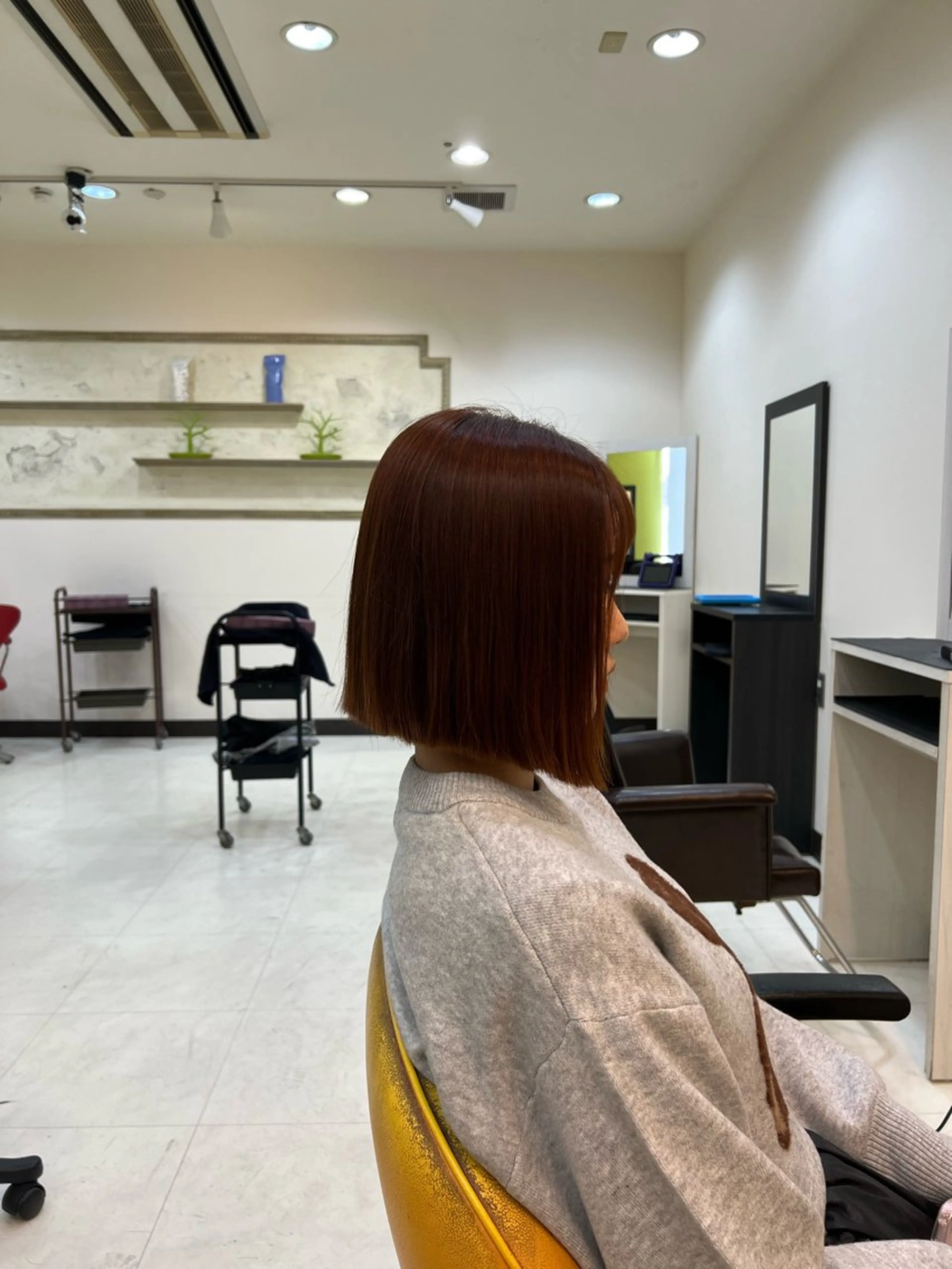 ミディアム カラー ハイトーン／パーマ 特化平田のヘアスタイル