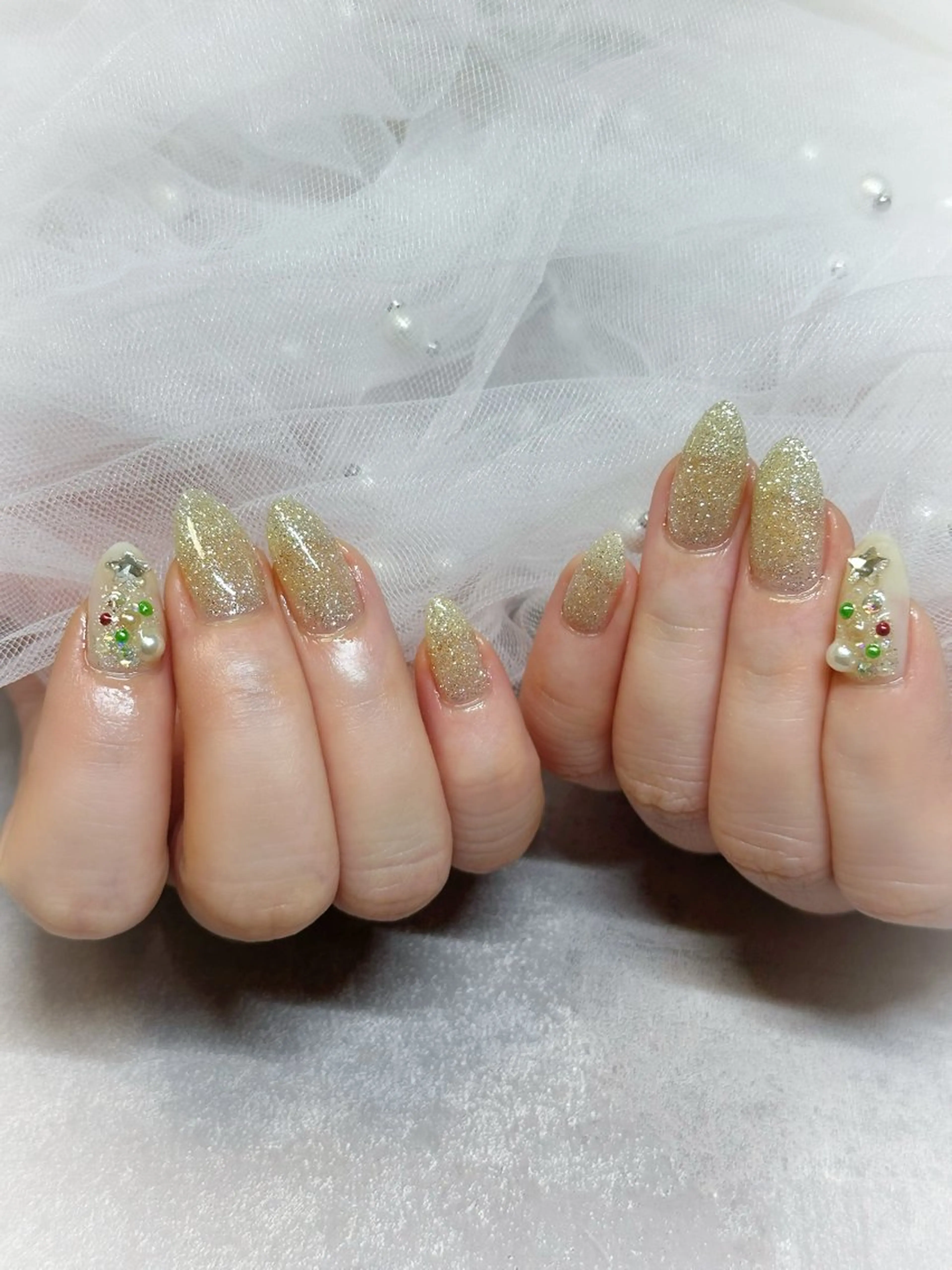 ネイル 冬ネイル クリスマス ハンドネイル Éclat~エクラ~ Mizukiのネイルデザイン