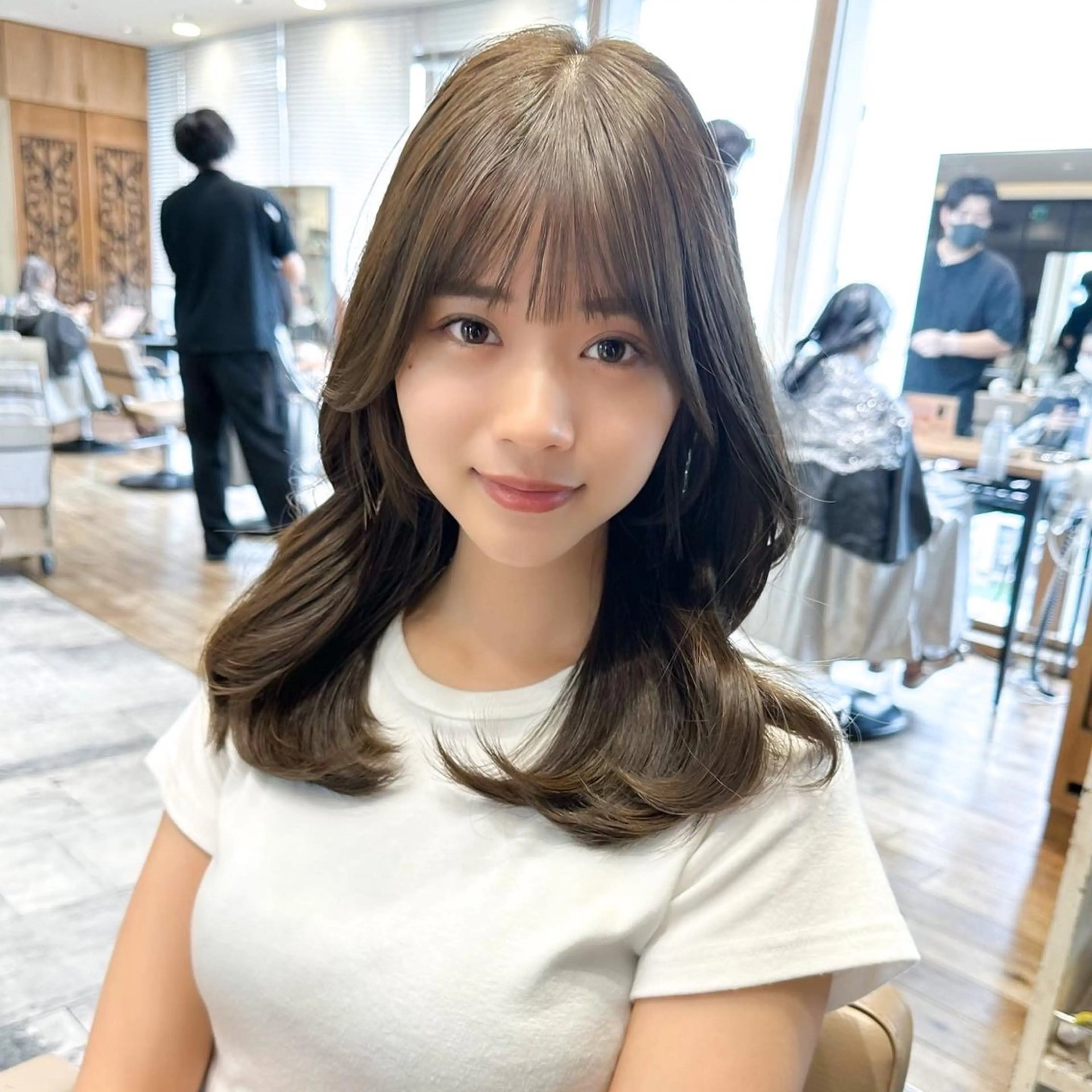 セミロング カラー ベージュカラー ブラウンカラー ブラウンベージュ くびれヘア 顔周りカット 顔周り/くびれヘア 韓国ヘア💕風間るなのヘアスタイル