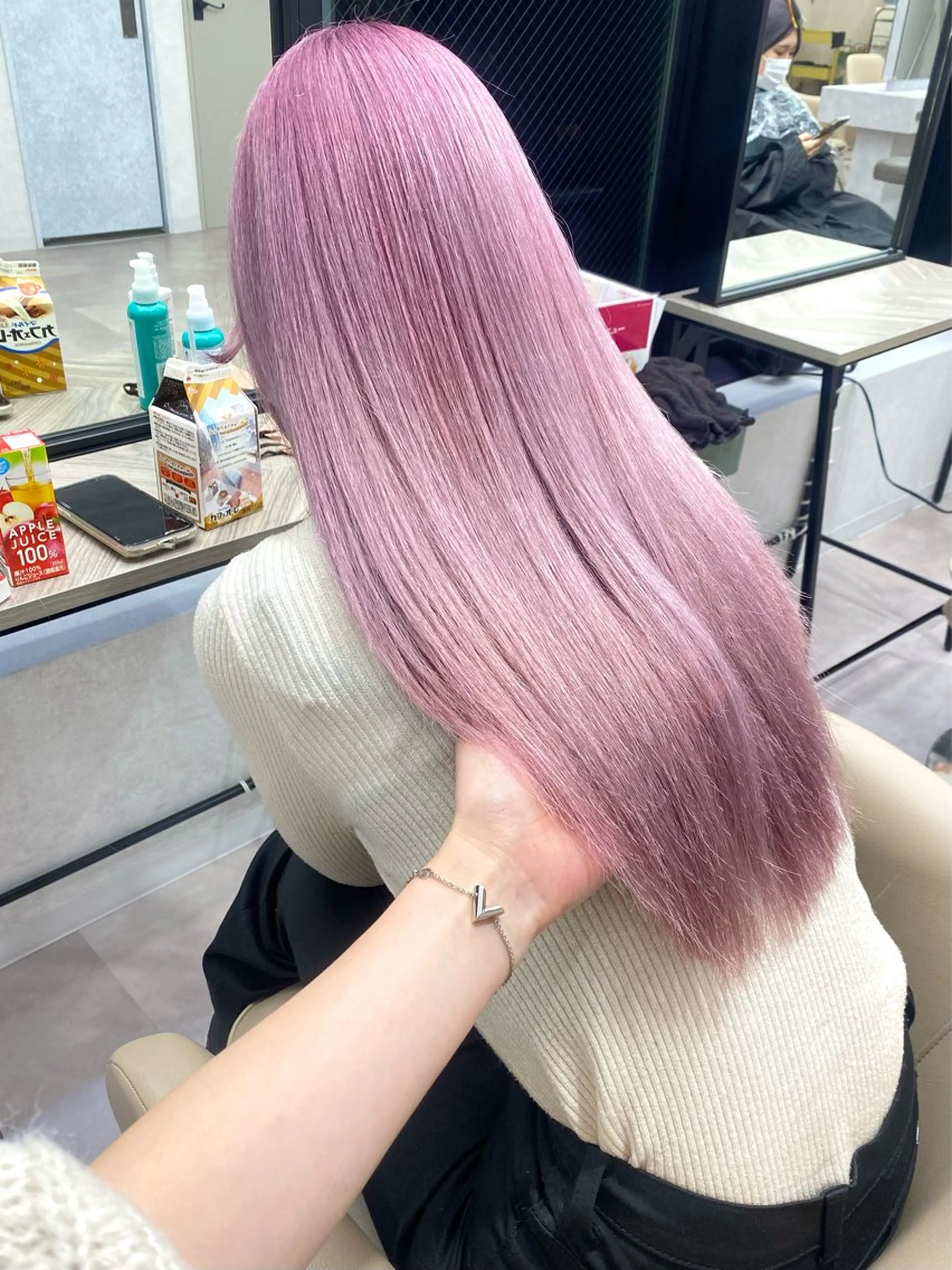 ロング ヘアカラー トリートメント 春に映えるハイトーン 🎀Kanon♡のヘアスタイル