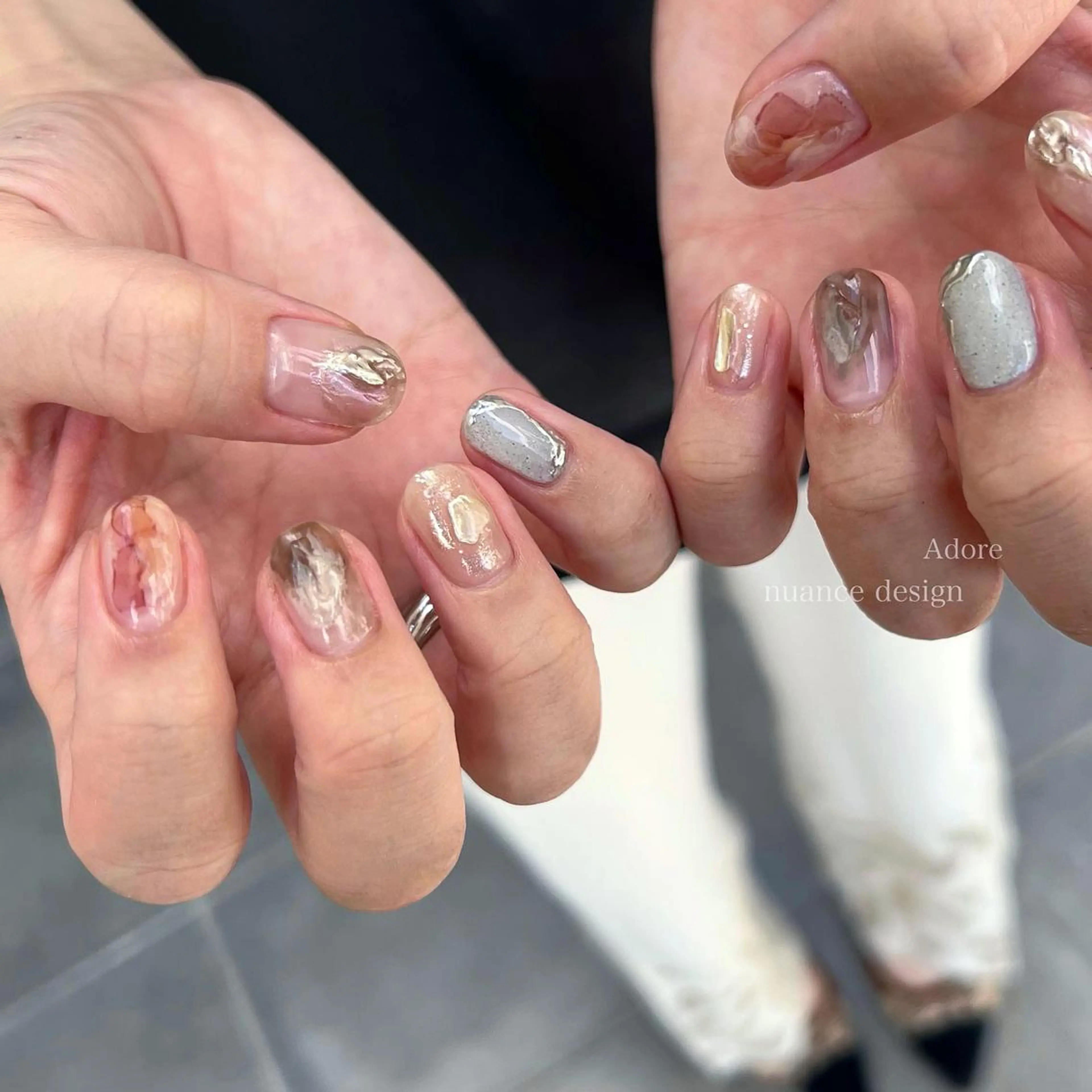 ネイル ボルドー ブラウン ニュアンスネイル ハンドネイル Nail Adore.のネイルデザイン