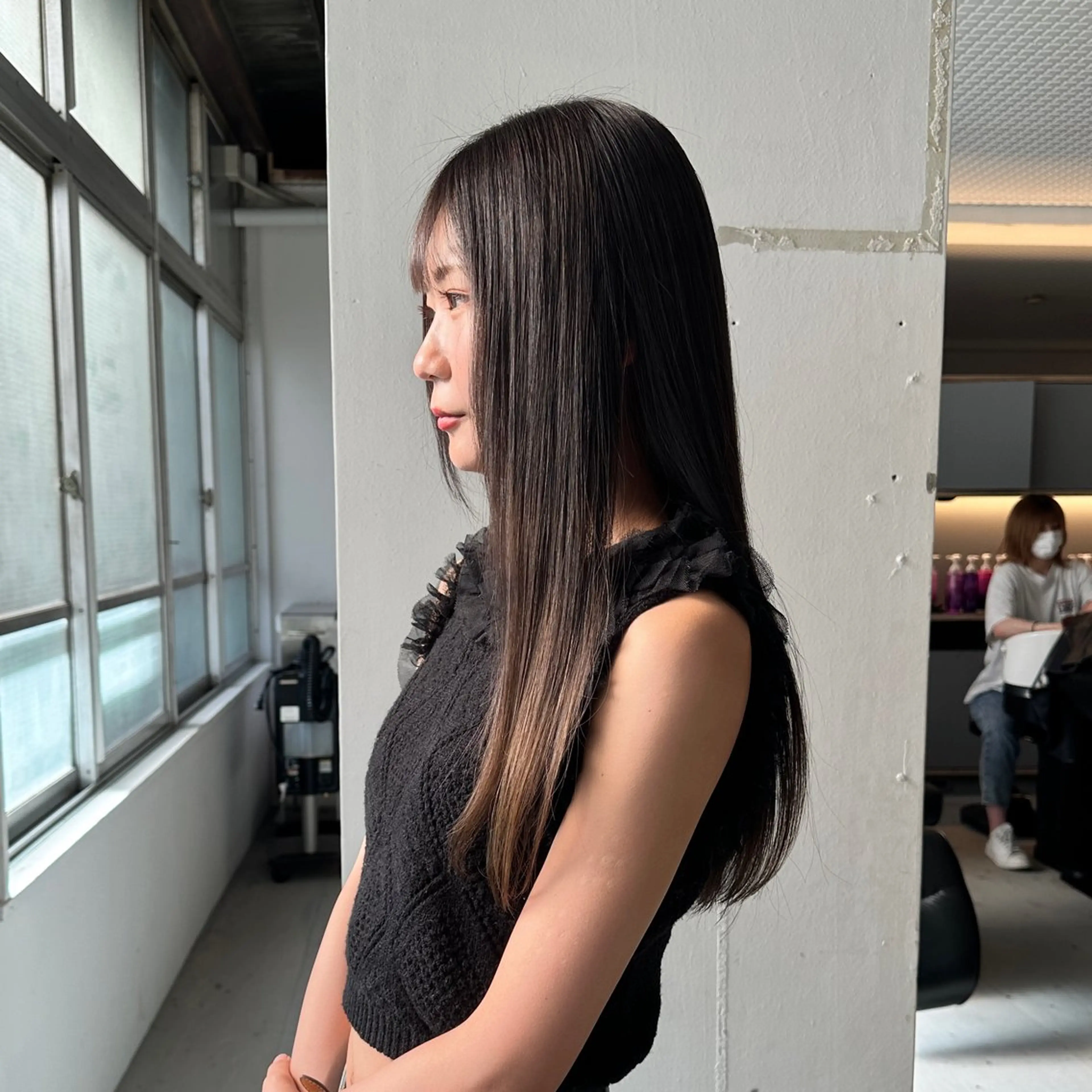 【未体験のサラツヤ髪へ】髪質改善酸性ストレート ￥21130→￥￥13000の写真