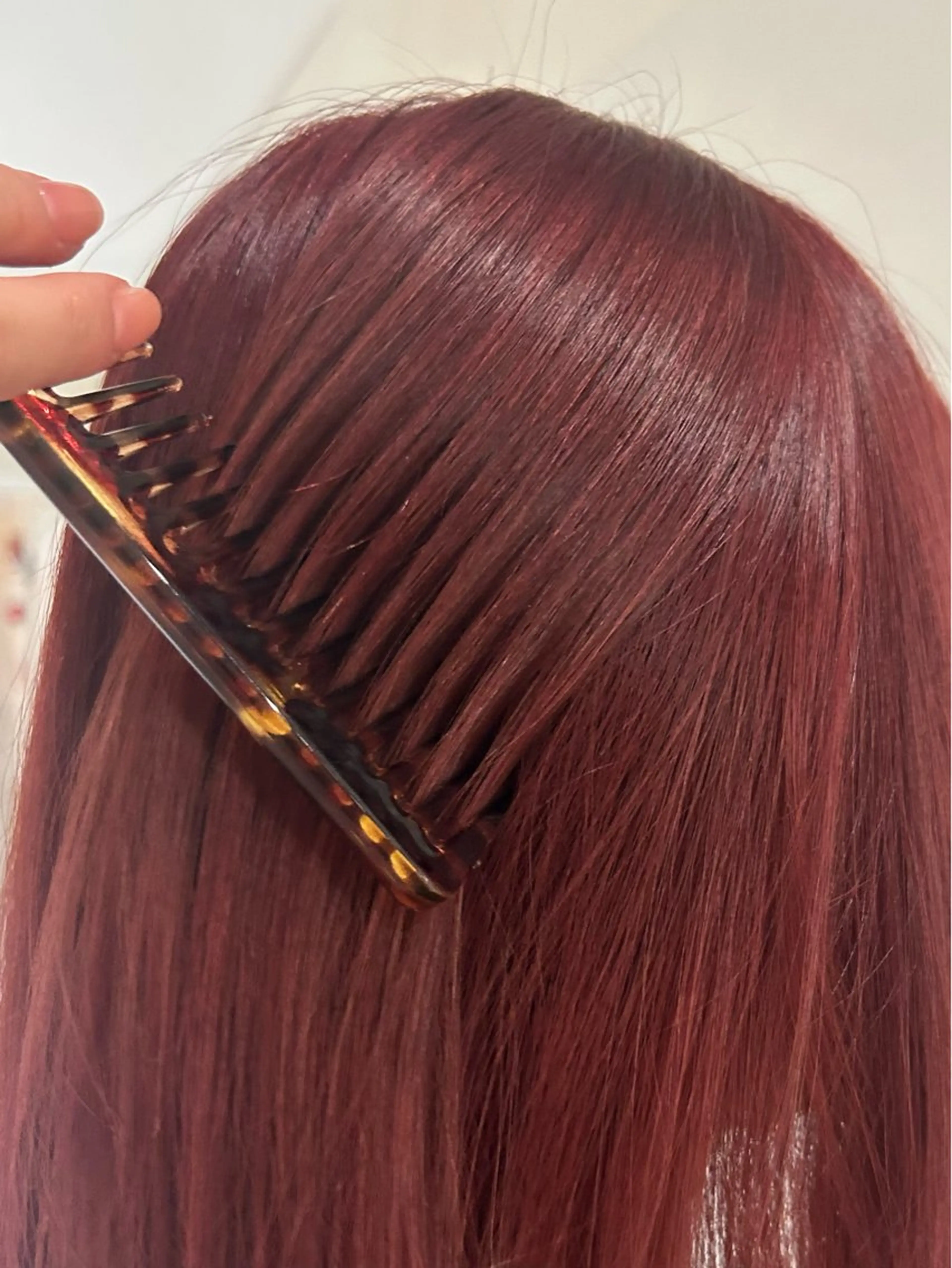 カラー 林 妃和のヘアスタイル