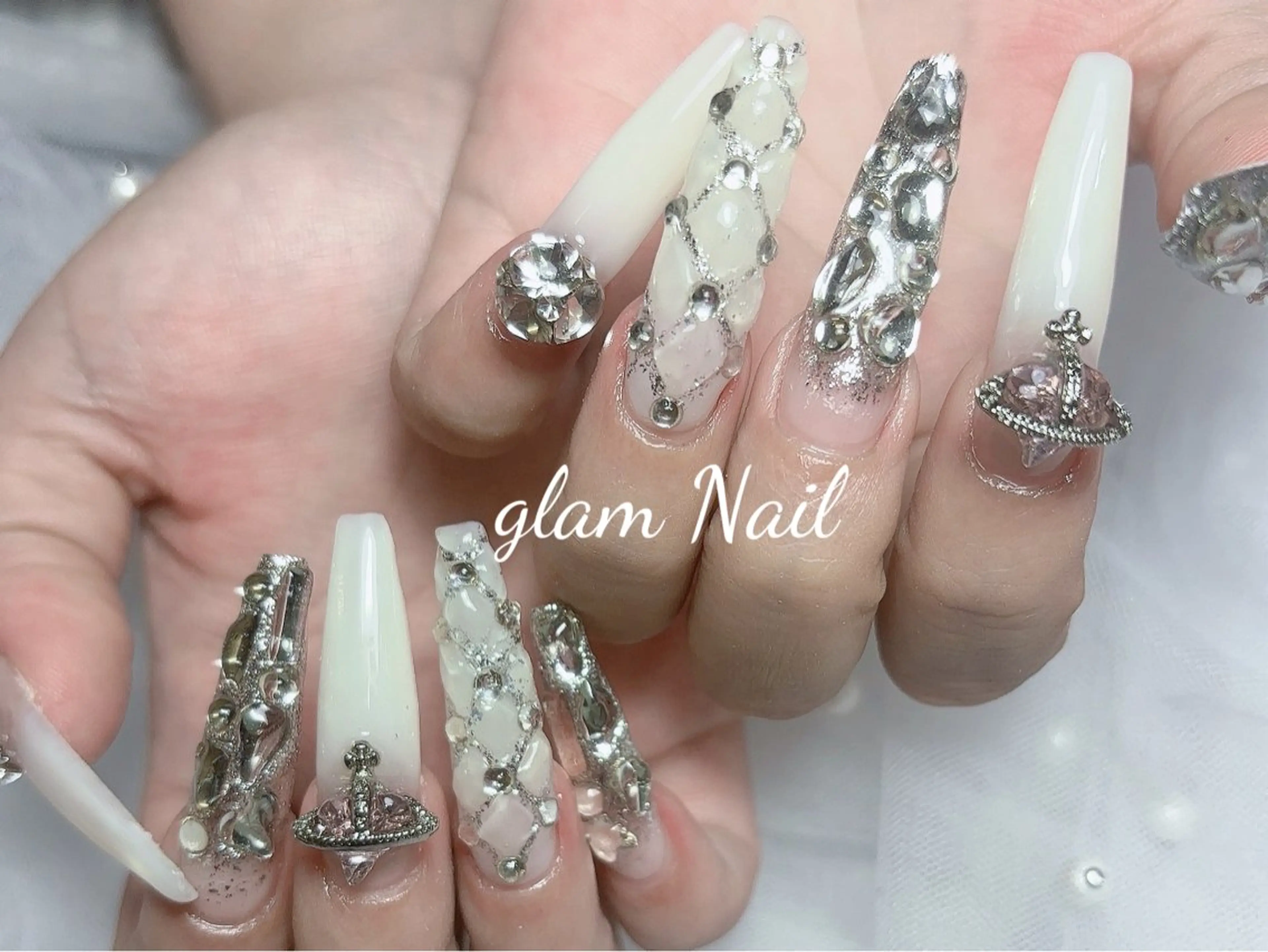 ネイル ハンドネイル エツメ💅 長さだし🎀デザインのネイルデザイン