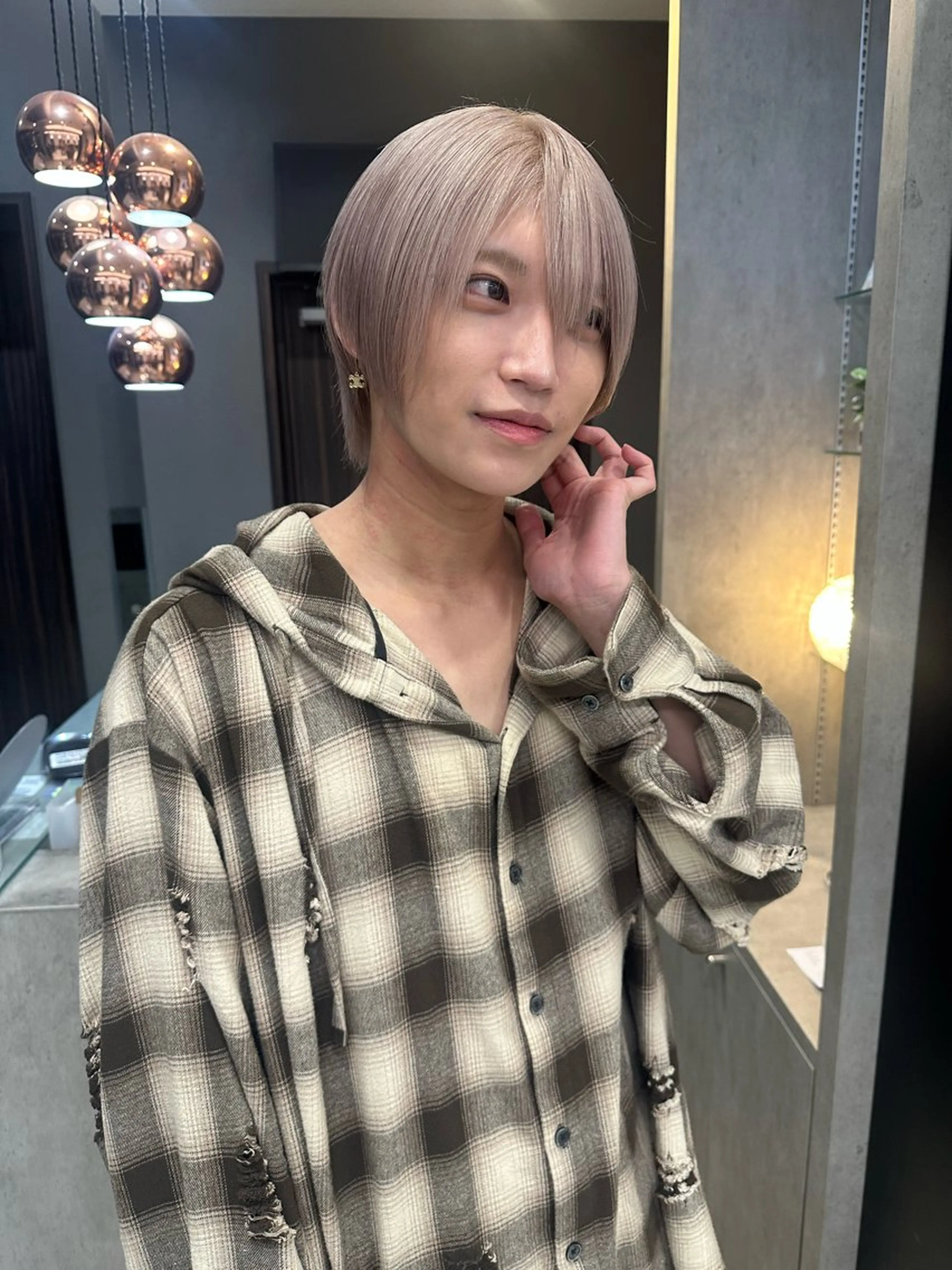 ショート カラー メンズ カット ヘアカラー トリートメント AYAKASA 暖色カラー/レイヤーのヘアスタイル