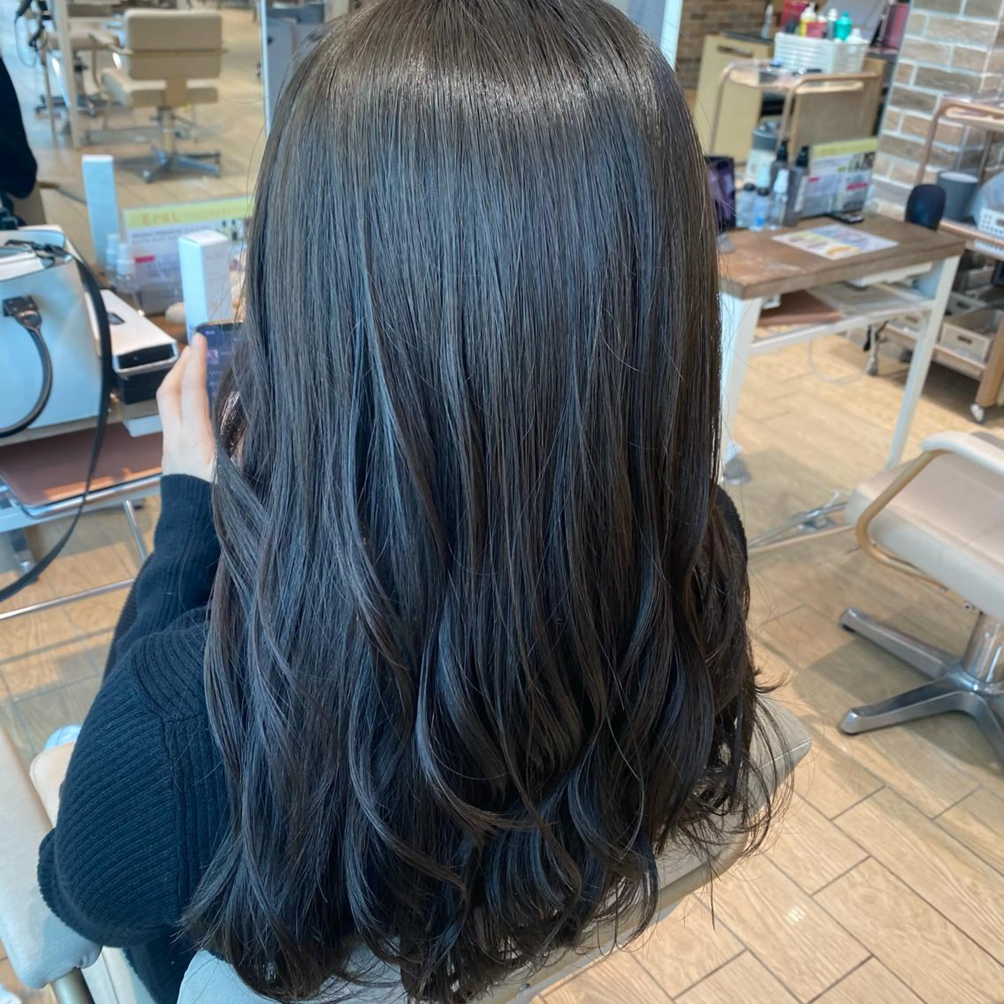 セミロング カラー ベージュカラー オリーブベージュ 顔周り/くびれヘア 韓国ヘア💕風間るなのヘアスタイル