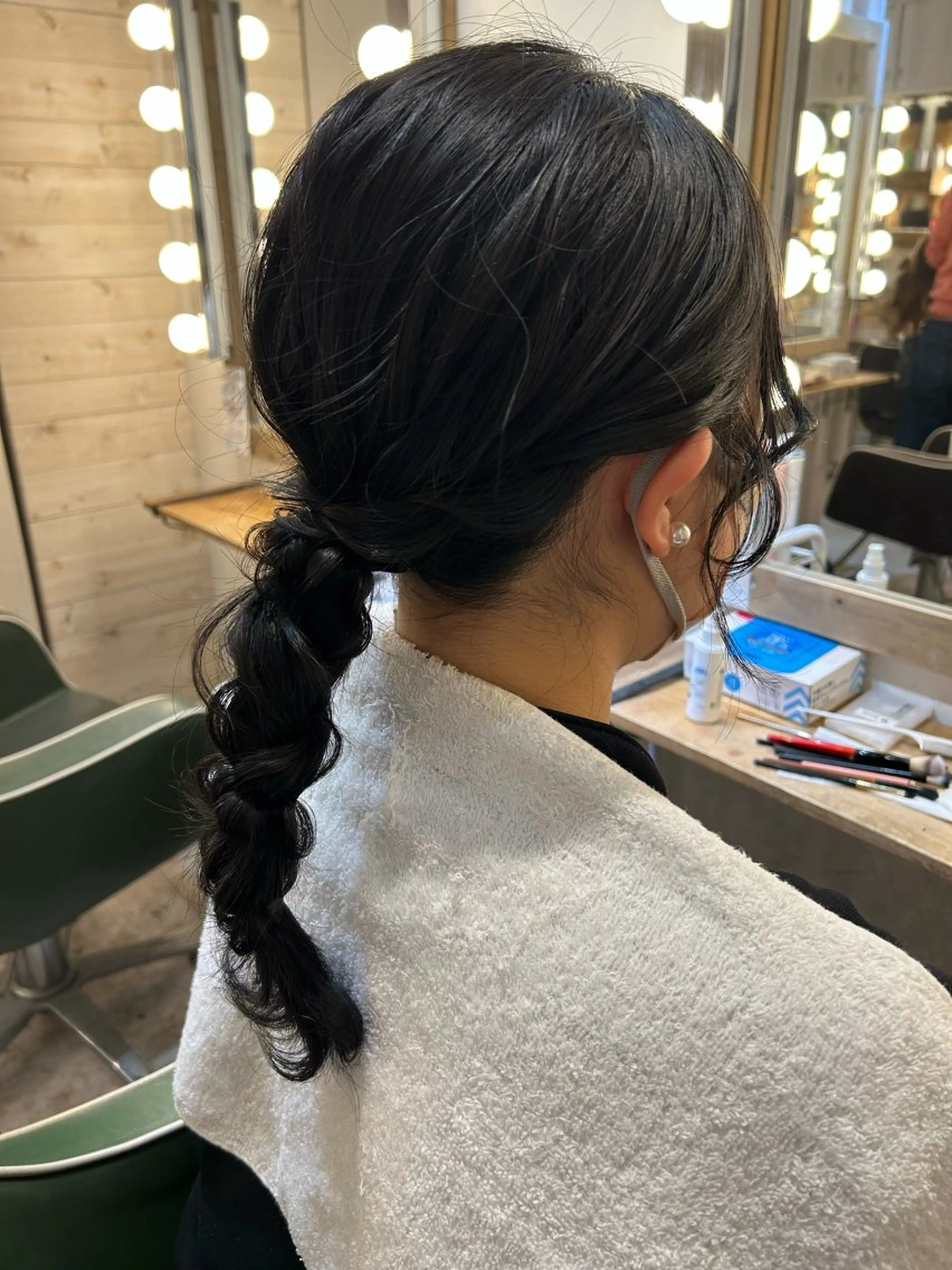セミロング しみず ゆきのヘアスタイル