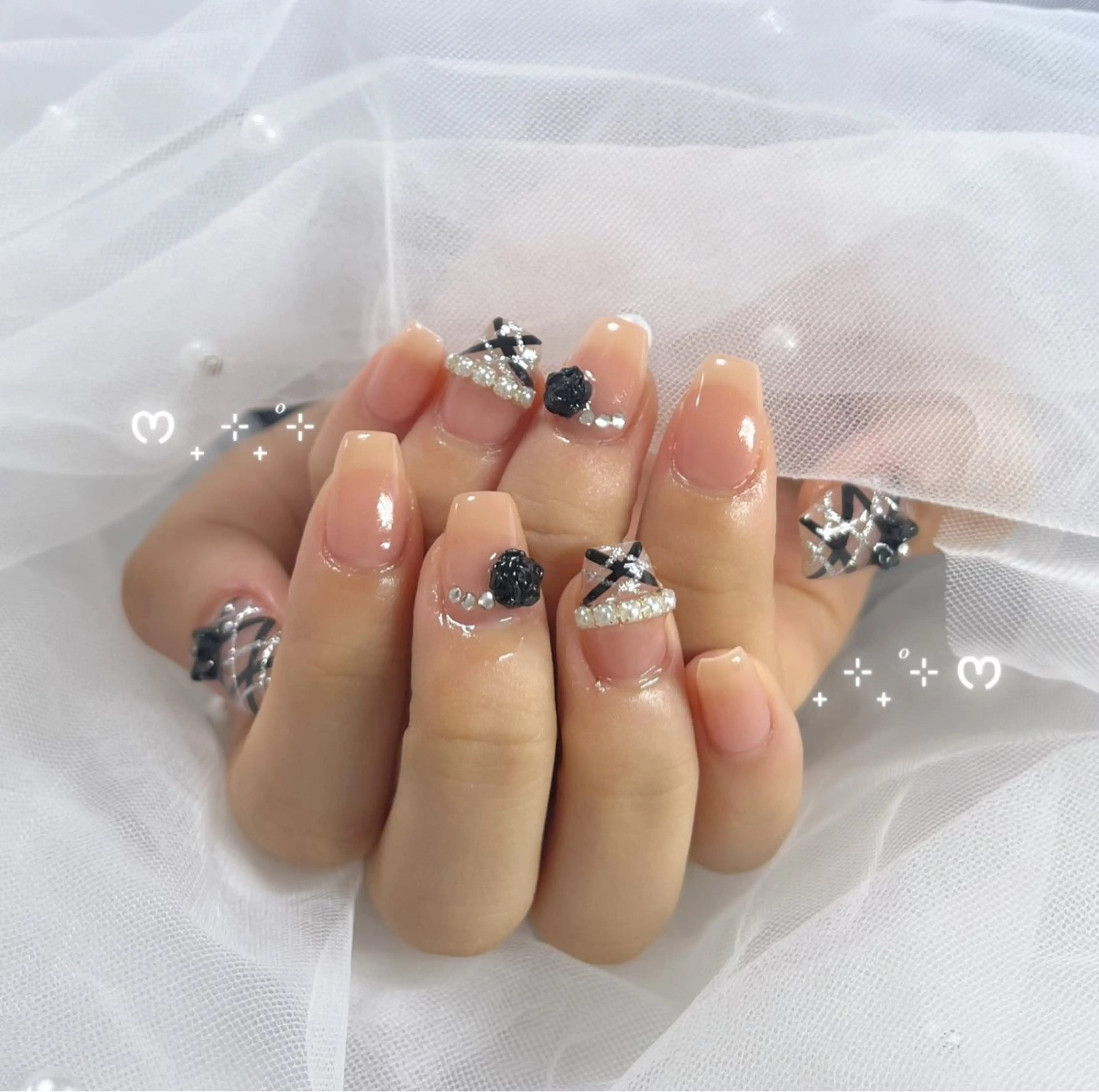 ネイル ハンドネイル Blanche mimi.u_aのネイルデザイン