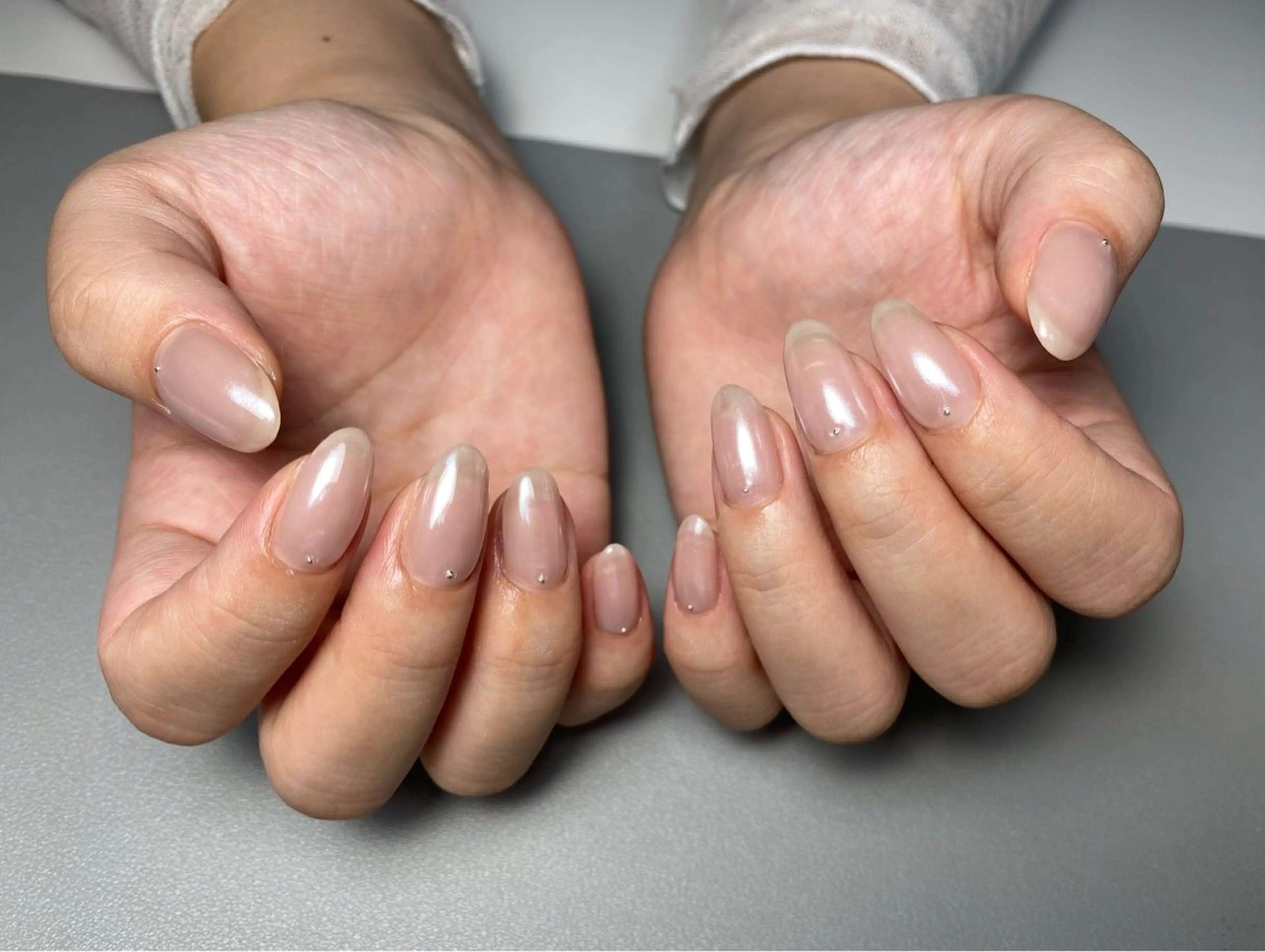 ネイル ミラーネイル ホワイト 山口 彩子のネイルデザイン