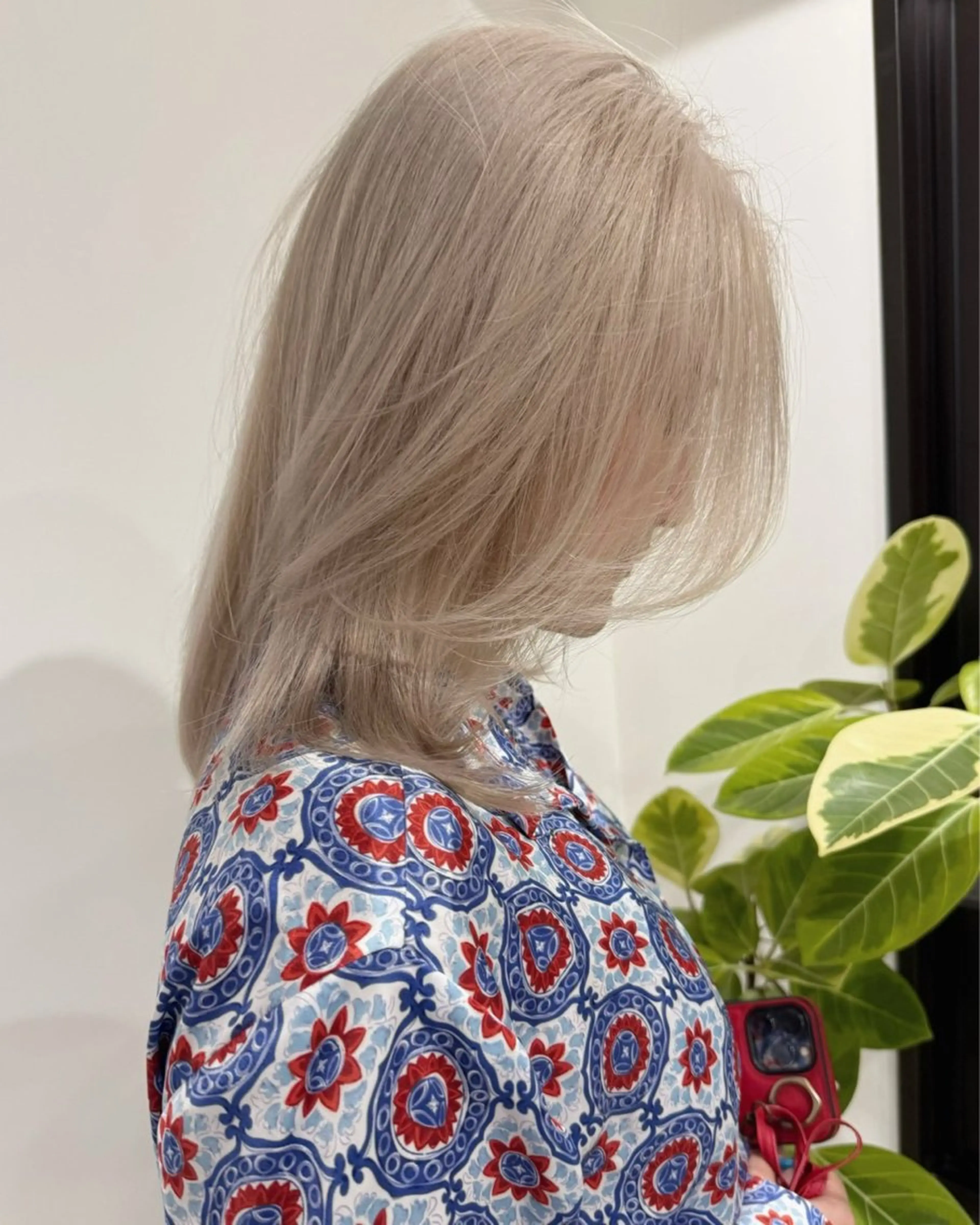 カット+トリプルカラー(ケアブリーチ変更可)+トリートメントの写真