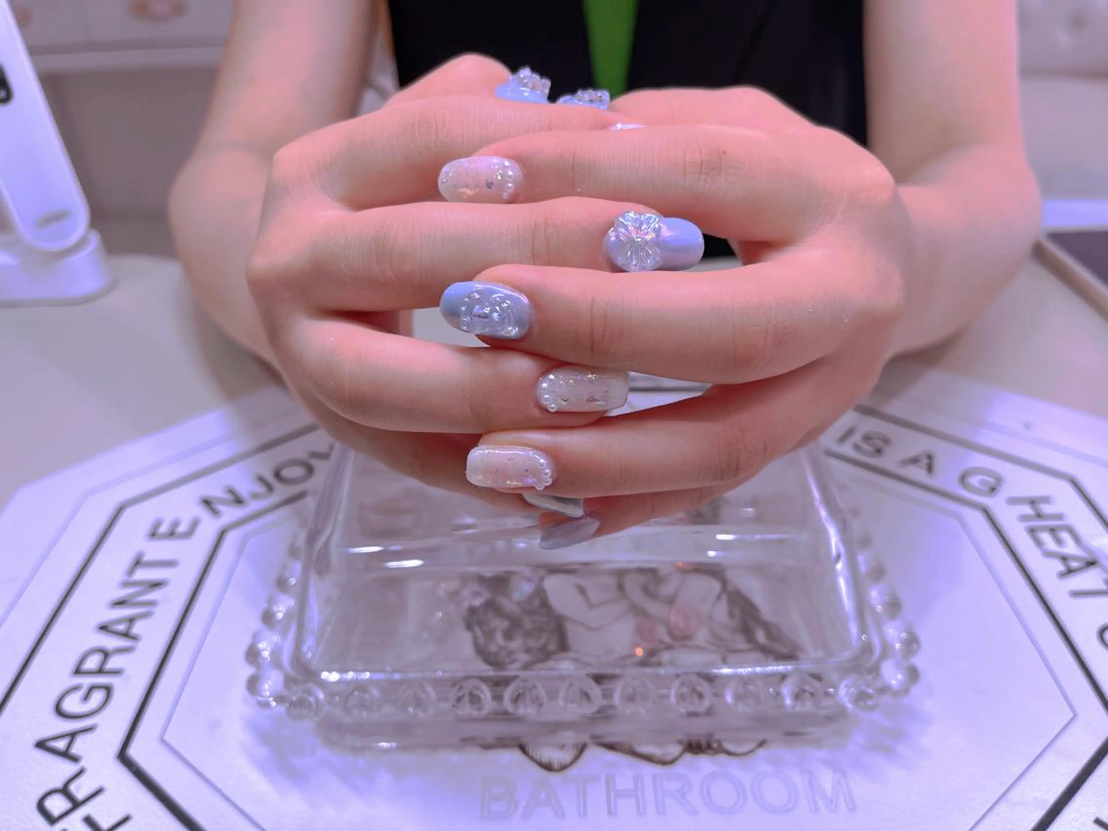 ネイル ハンドネイル ハンドケア NANA NAILのネイルデザイン