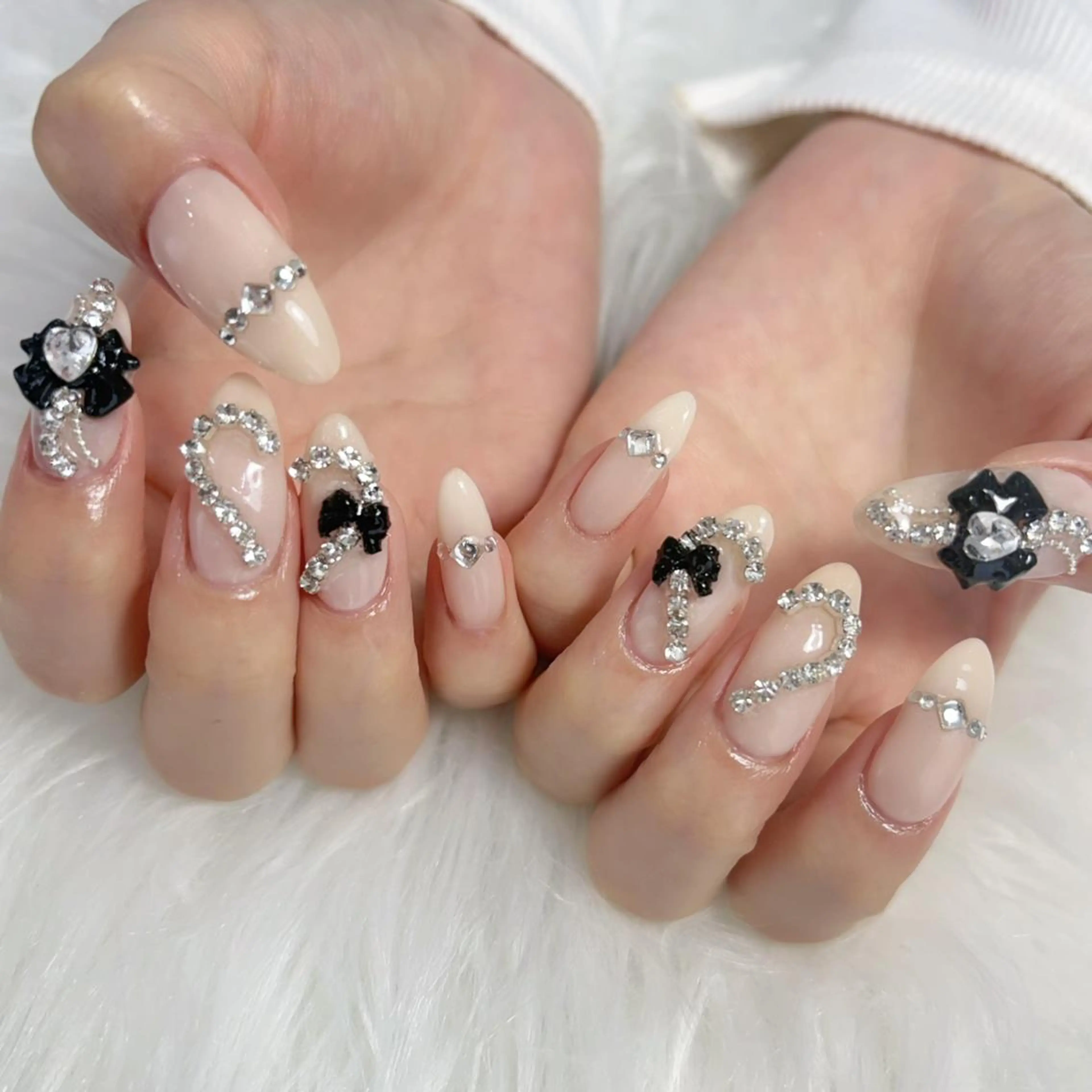 ネイル ハンドネイル REBEST 天王寺のネイルデザイン