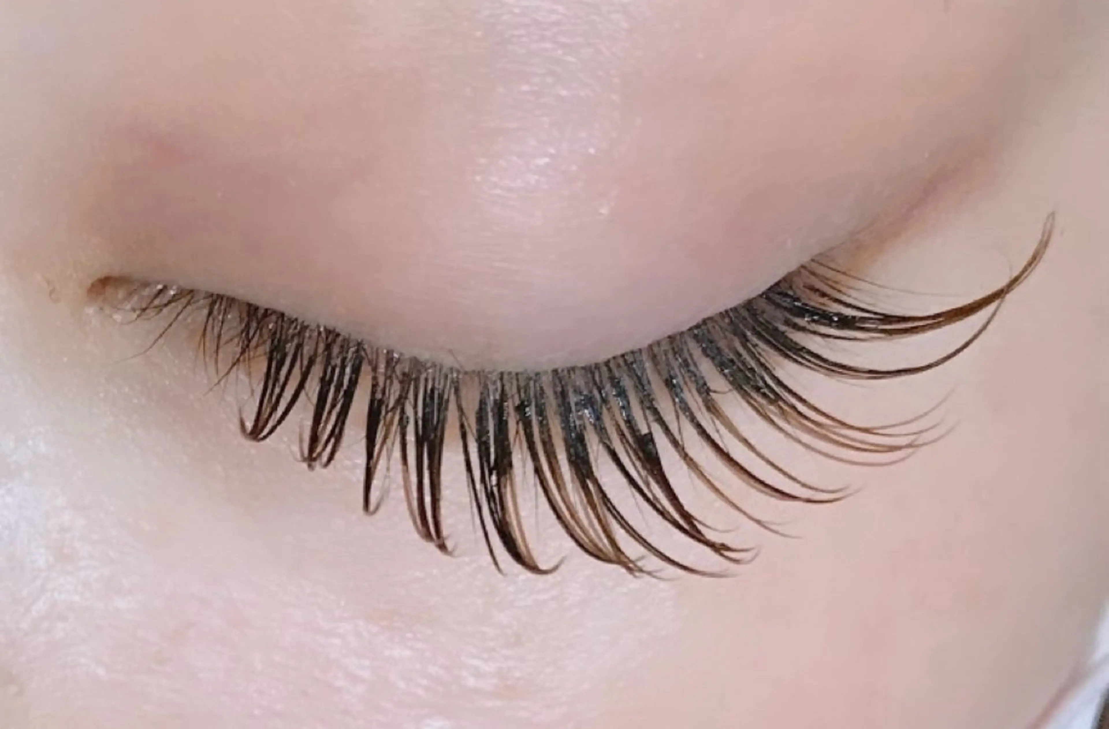 マツエク・マツパ BRISE erikaのマツエク・マツパデザイン