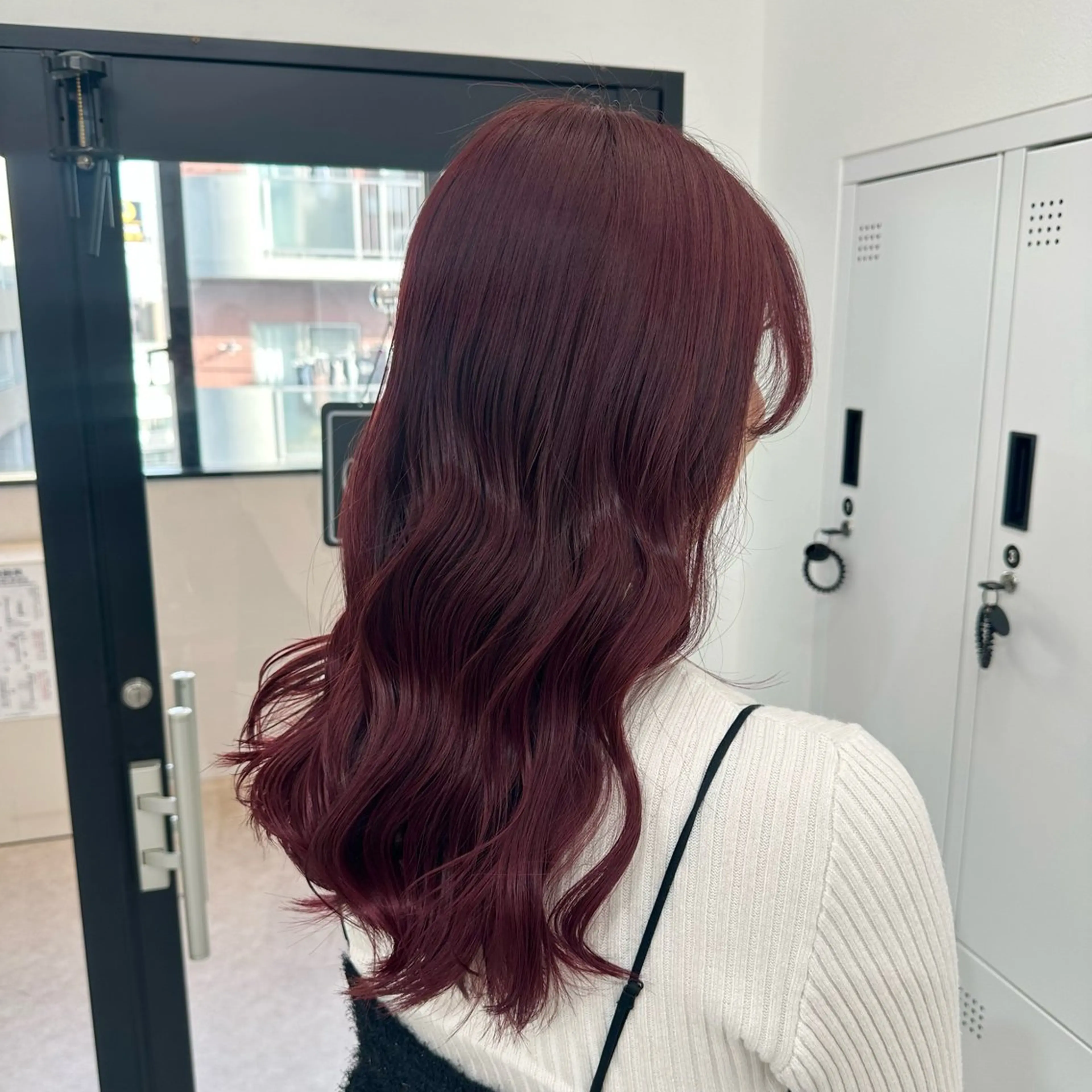 ロング カラー ピンクカラー 💎艶々ハイトーン MOE💍🤍のヘアスタイル