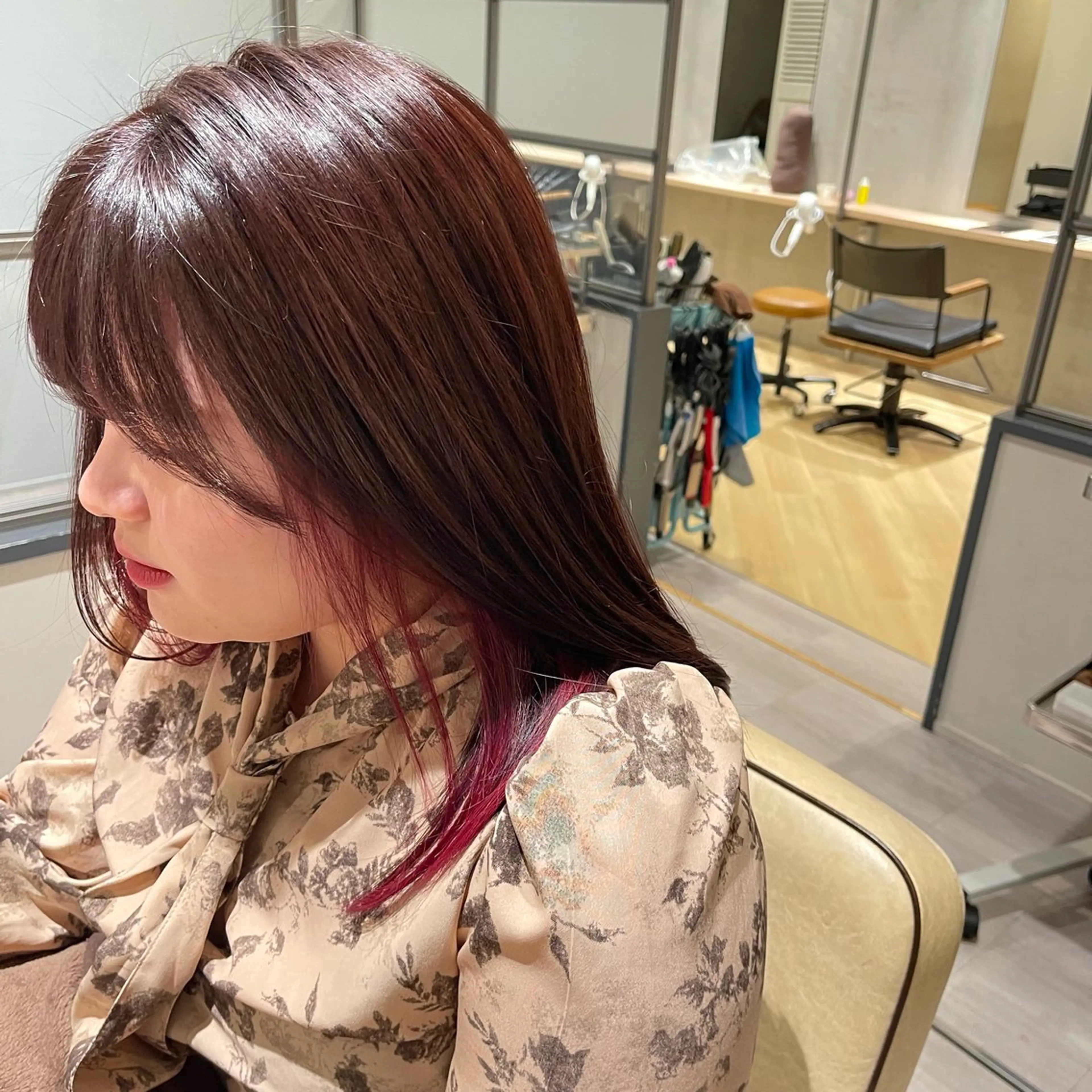 ロング カラー パーマ ストレートパーマ 高井瑠華🌼 ストカールカット特化のヘアスタイル
