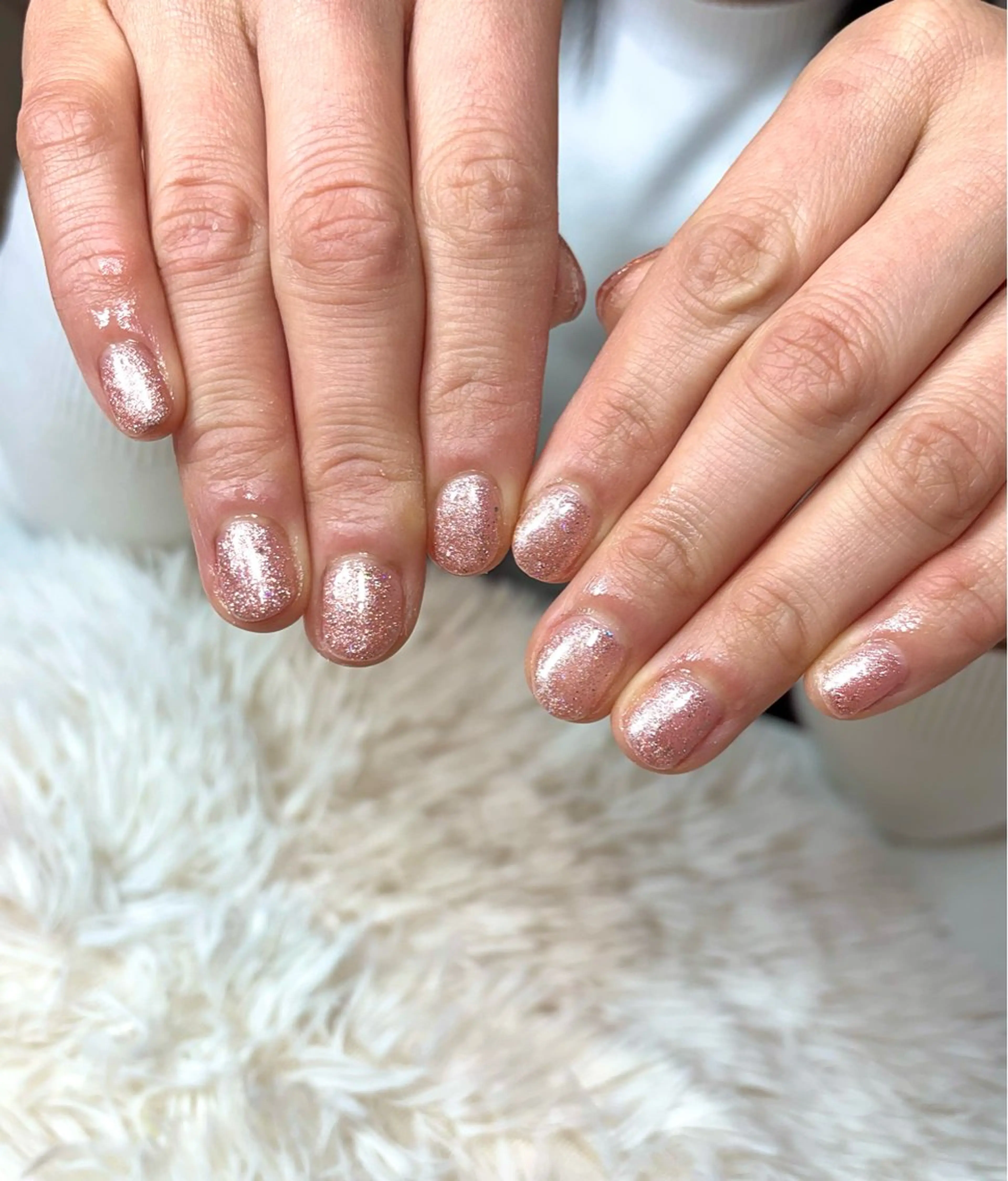 ネイル ラメ(グリッター) ワンカラーネイル シンプルネイル 春ネイル LUANA n'sのネイルデザイン