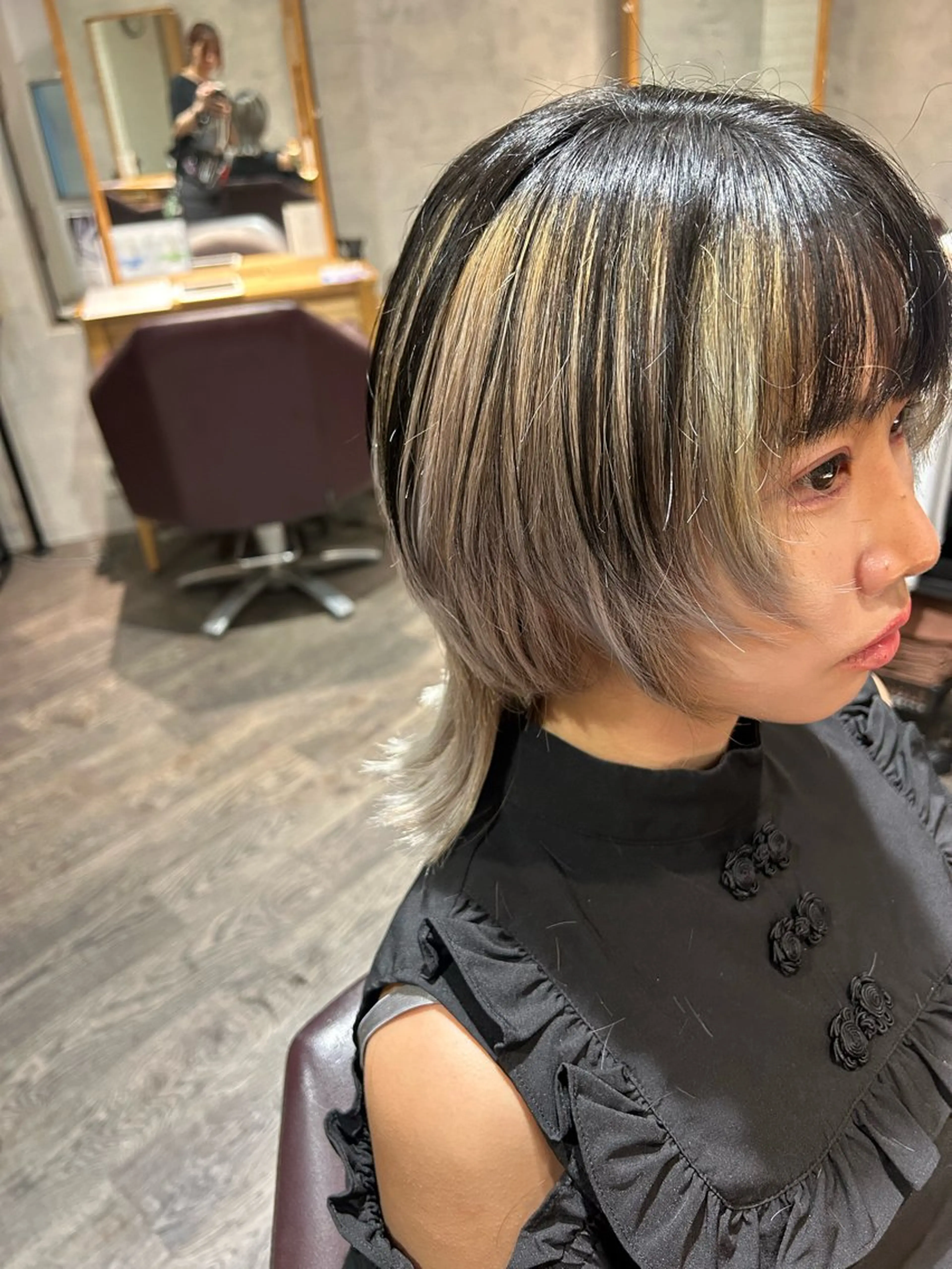 ミディアム ウルフカット カット トリートメント ヘッドスパ パーソナルカラー 診断🍀マリンのヘアスタイル