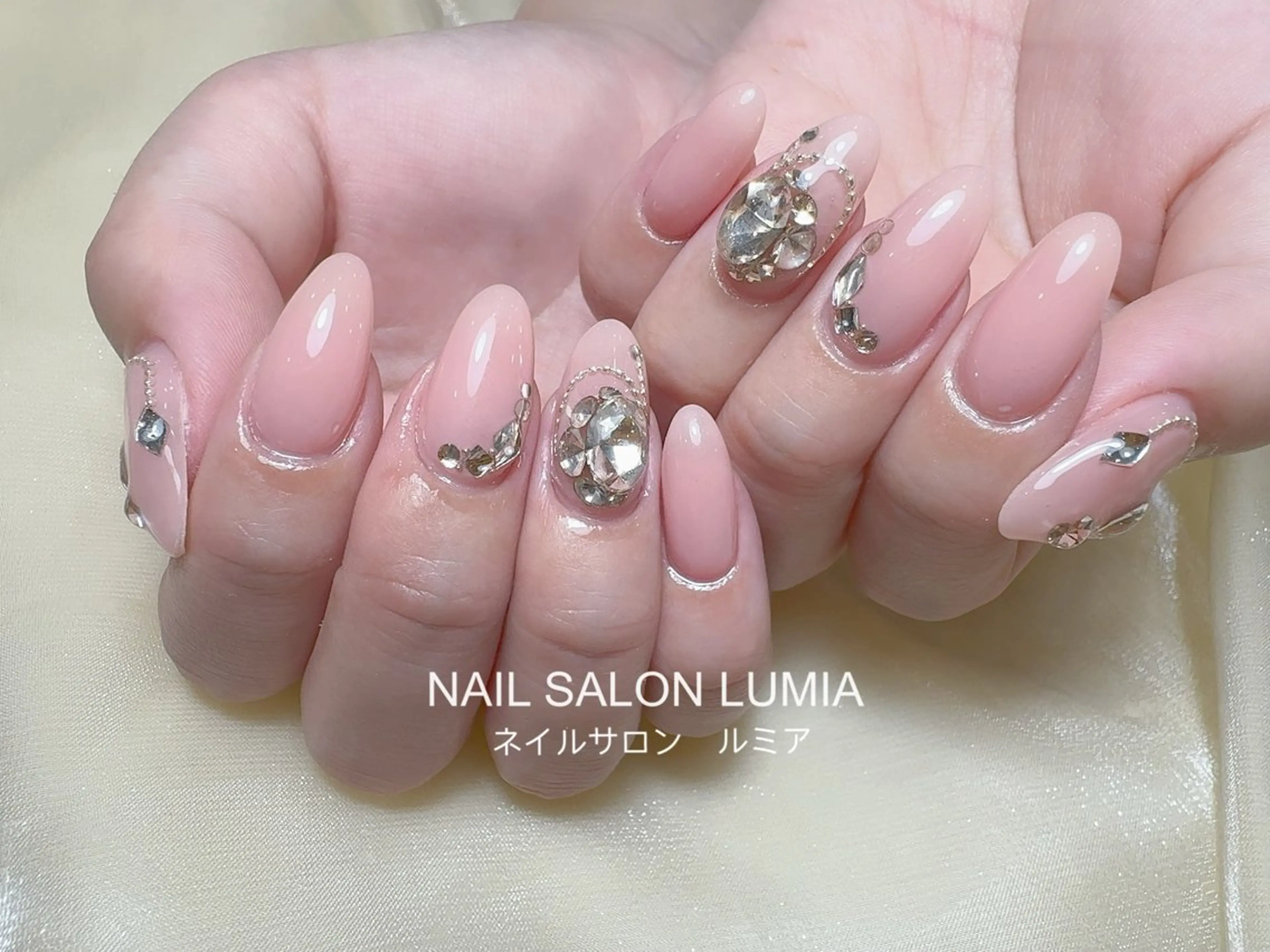 ネイル ハンドネイル ネイルサロン ルミア Lumia 店長のネイルデザイン