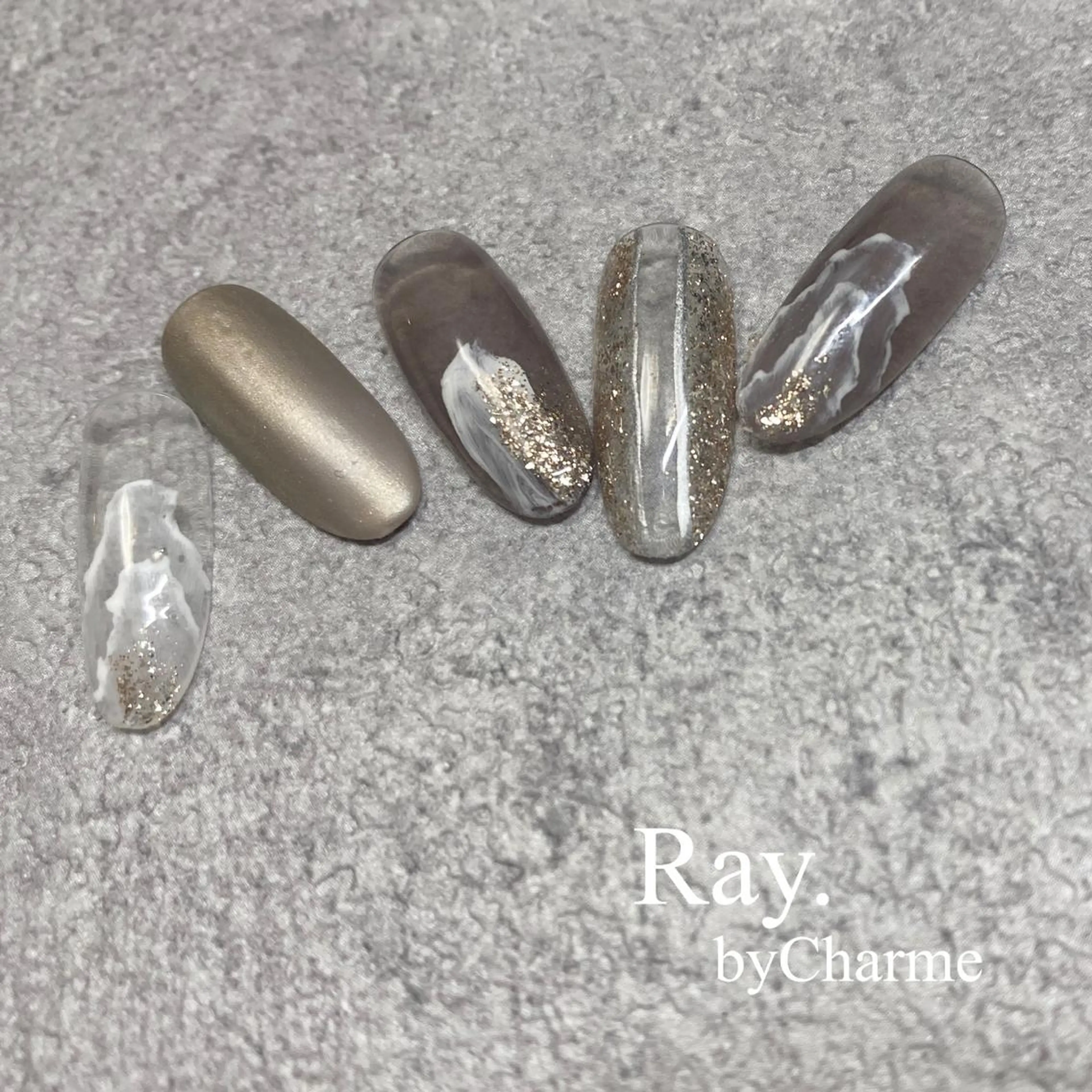 ネイル Ray. ／綺麗目ニュアンスのネイルデザイン