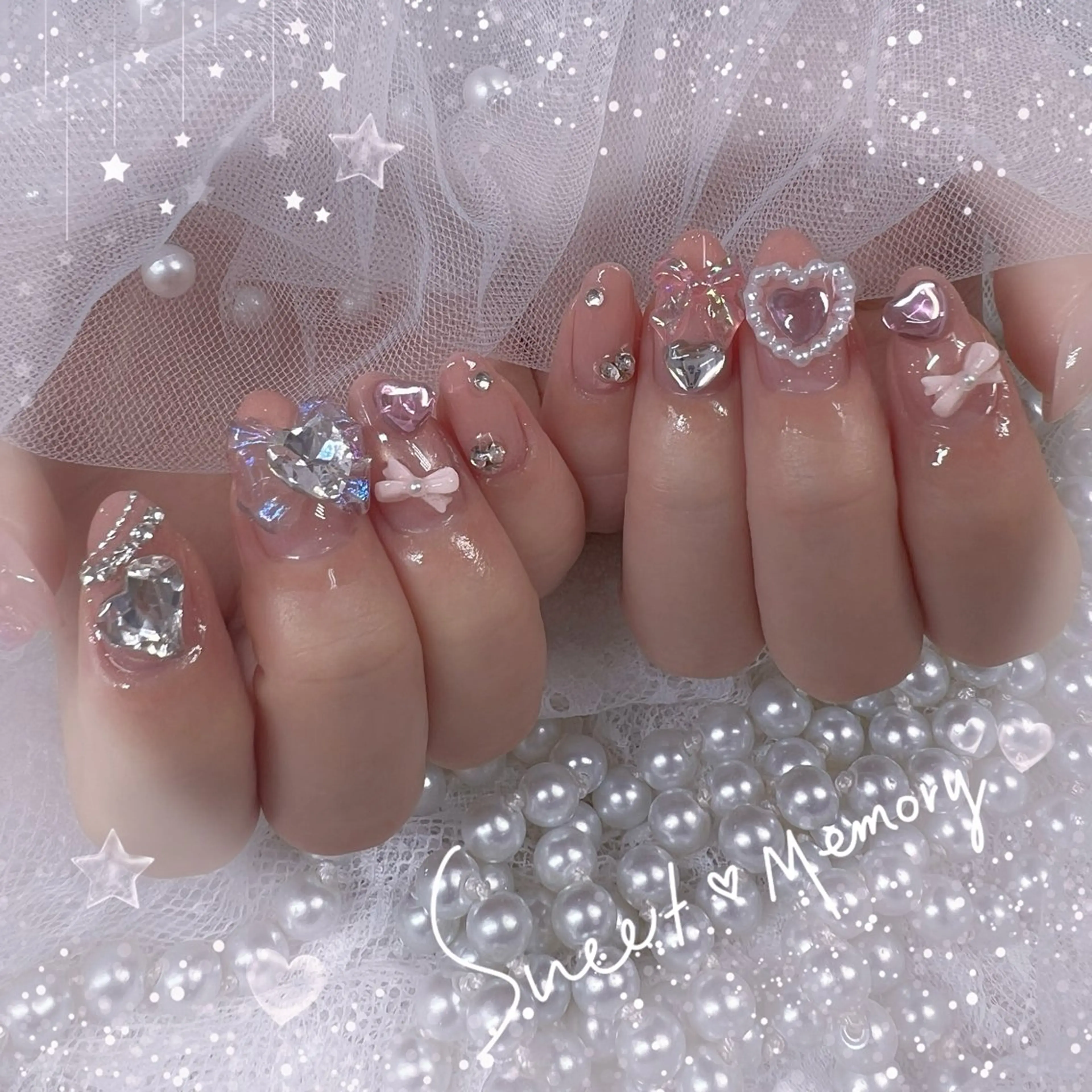 ネイル チークネイル フレンチネイル ガーリー ガラスフレンチ グラデーション ハンドネイル Chill Nailsalonのネイルデザイン