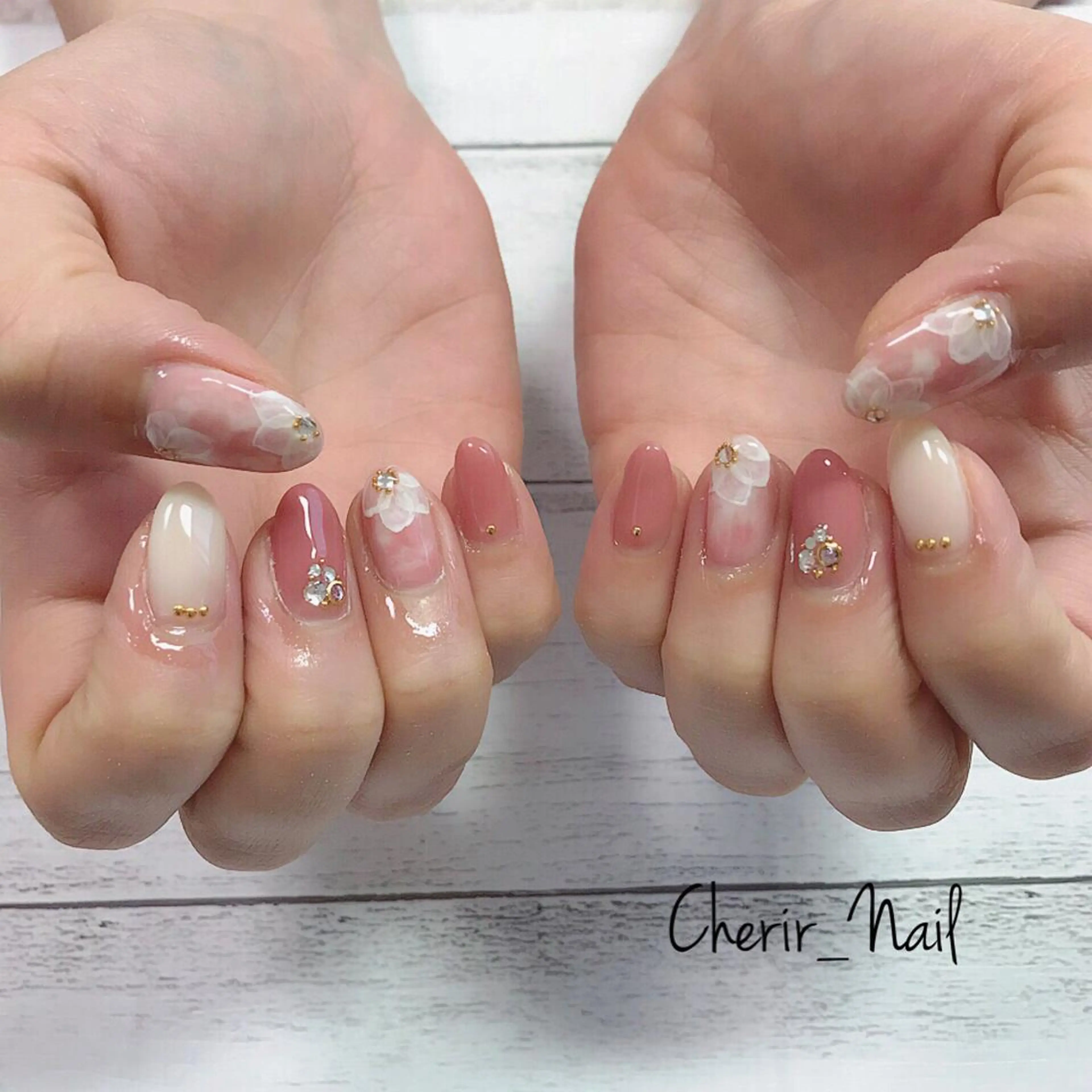 ネイル アートネイル フラワーネイル 大理石ネイル(マーブル) ピンク 春ネイル ハンドネイル Cherirnail kaoriのネイルデザイン