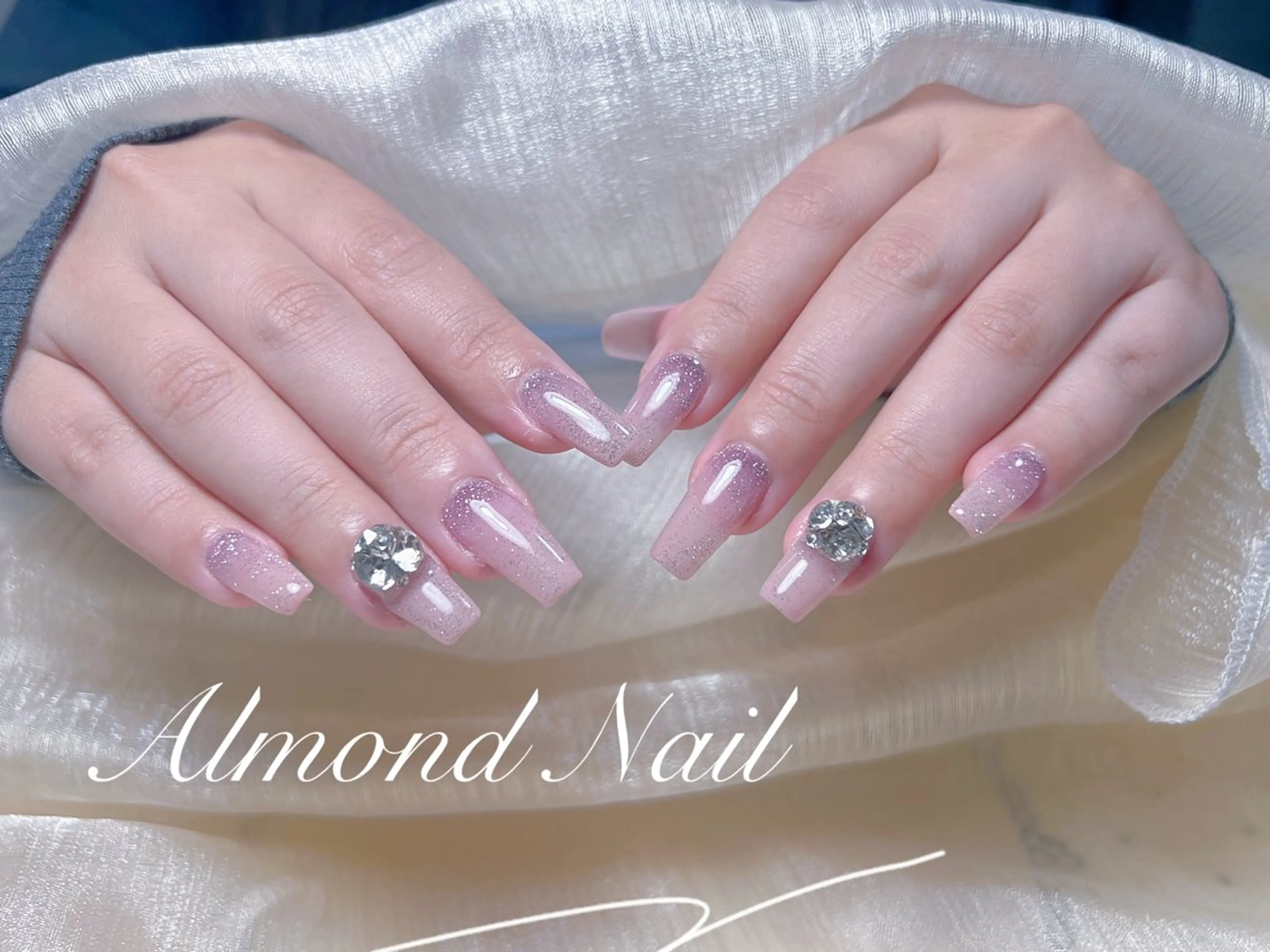 ネイル Almond Nail 亀戸のネイルデザイン