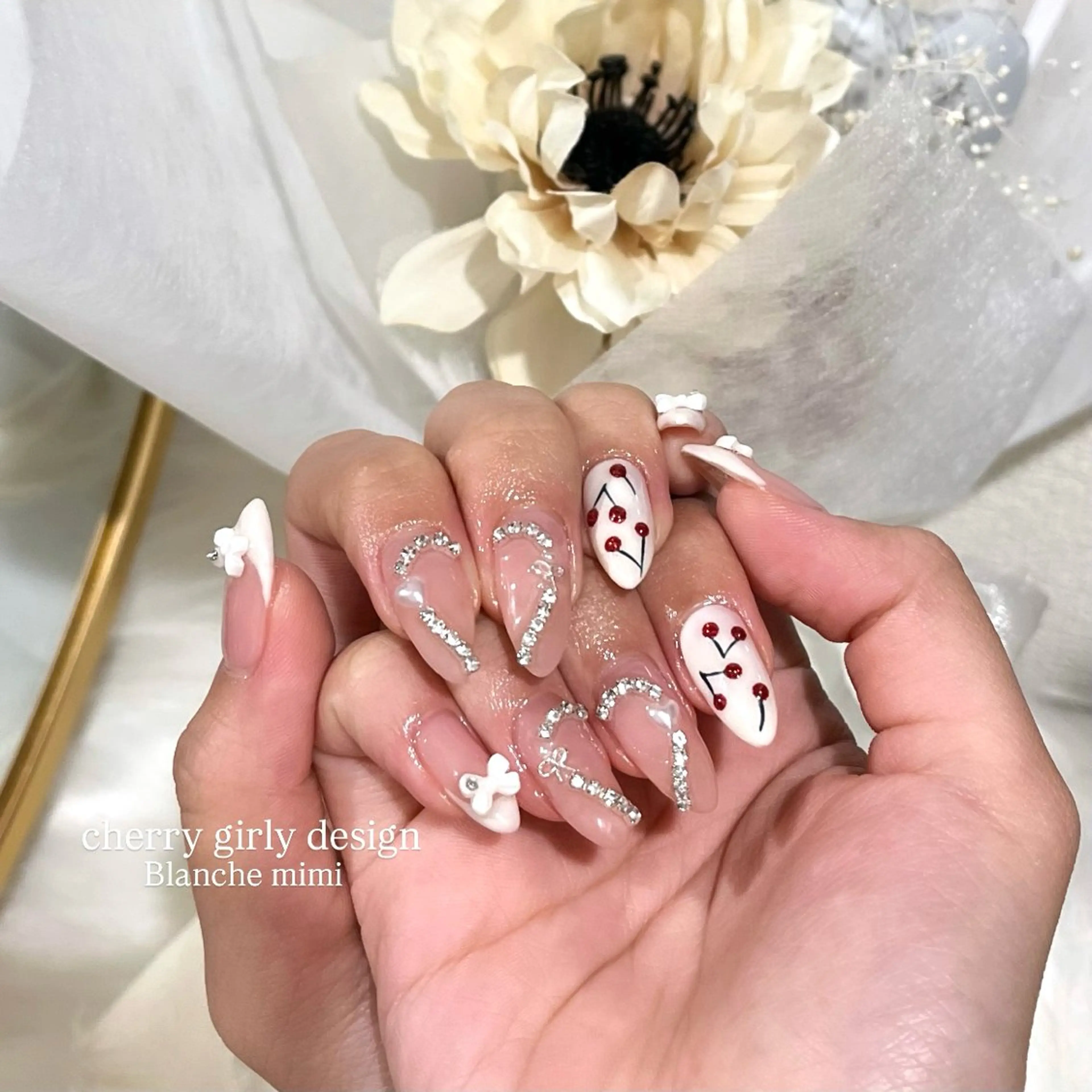 ネイル ハンドネイル Blanche mimi.u_aのネイルデザイン