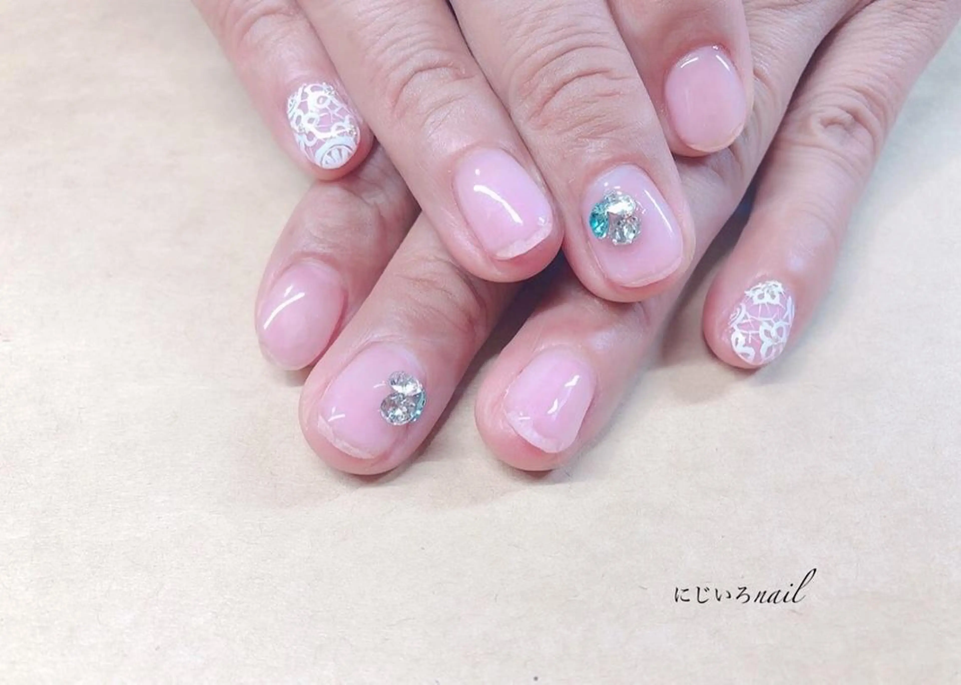 ネイル にじいろ nailのネイルデザイン