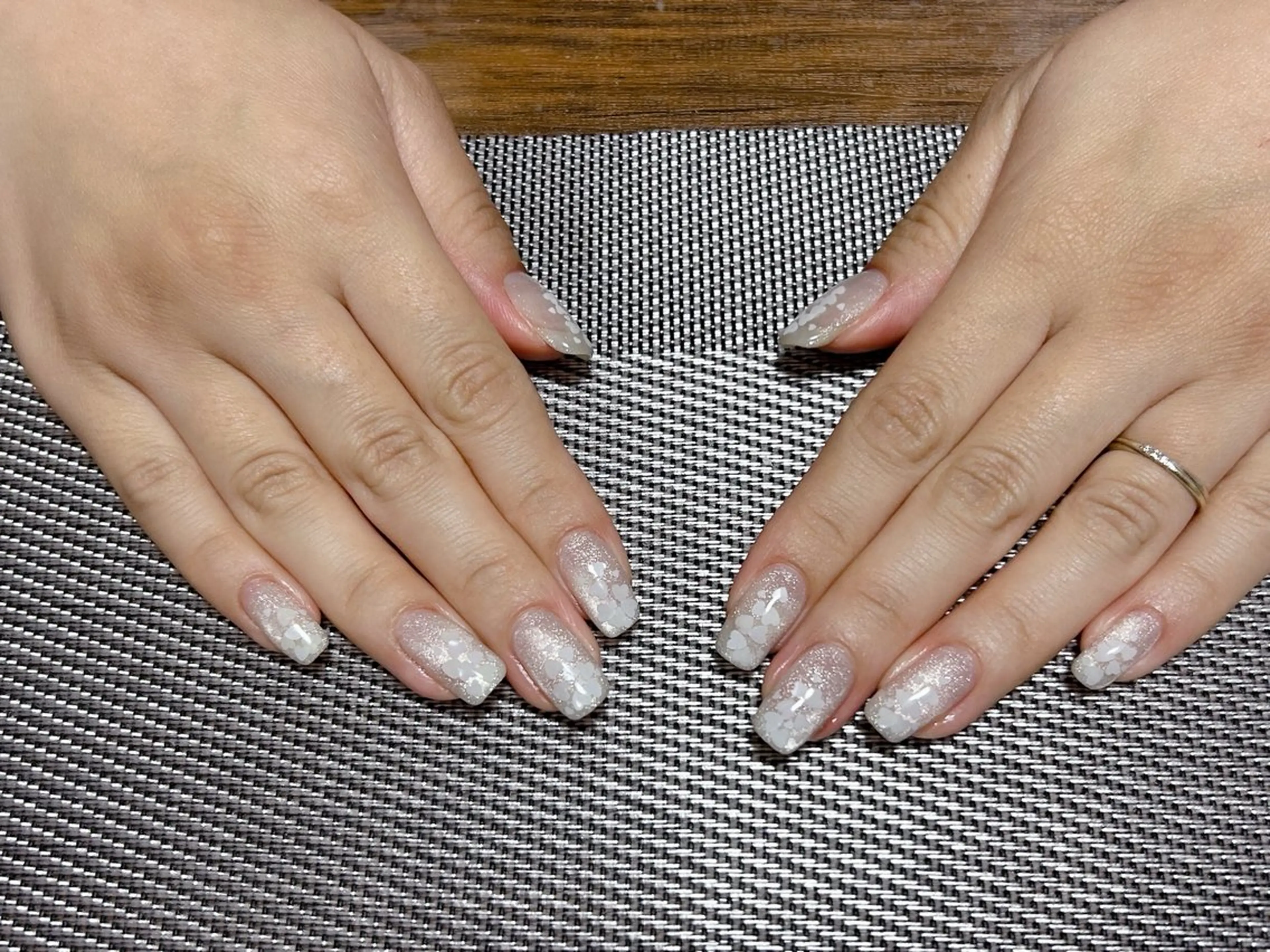 ネイル ハート ホワイト ハンドネイル i nailのネイルデザイン