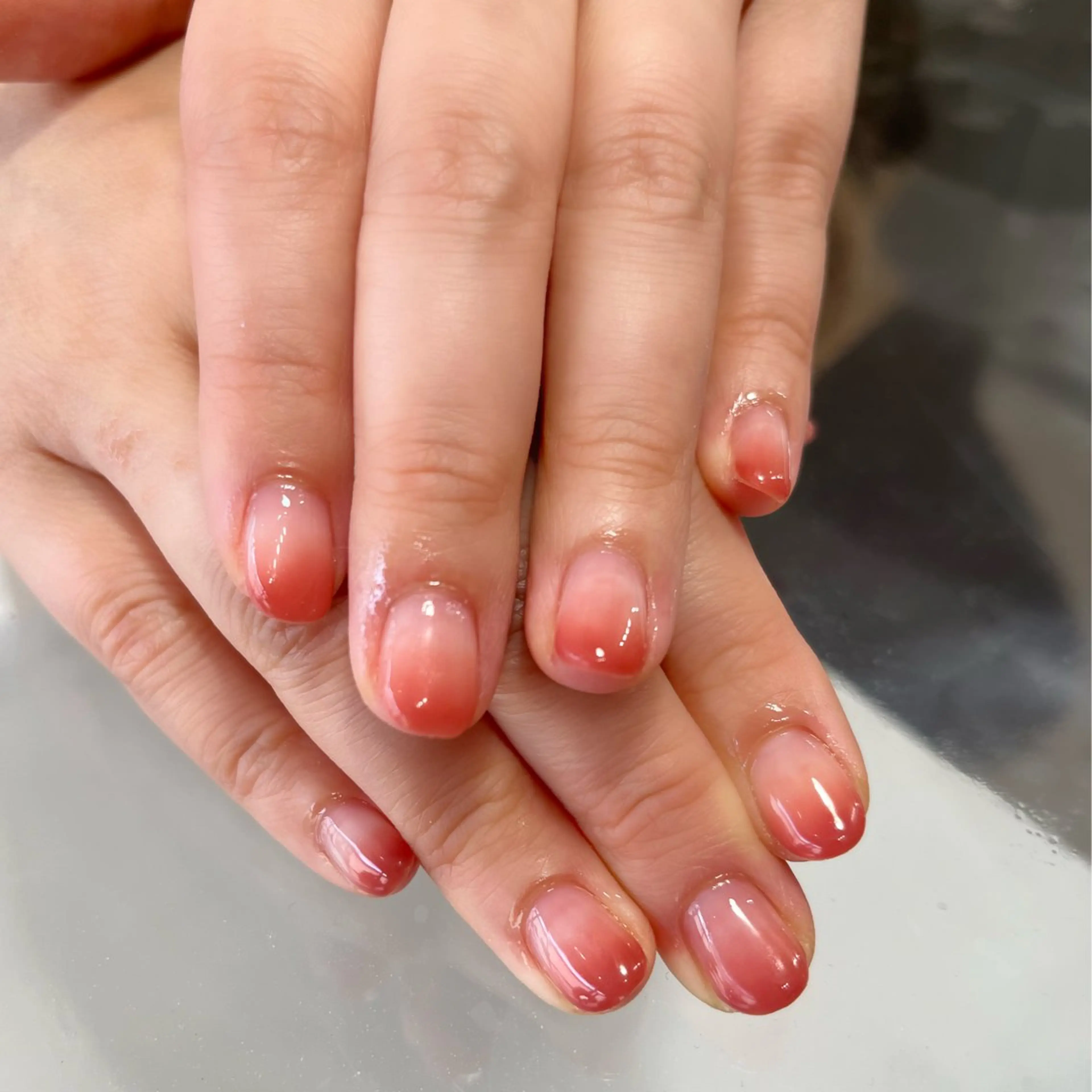ネイル グラデーション ハンドネイル Knail . iのネイルデザイン
