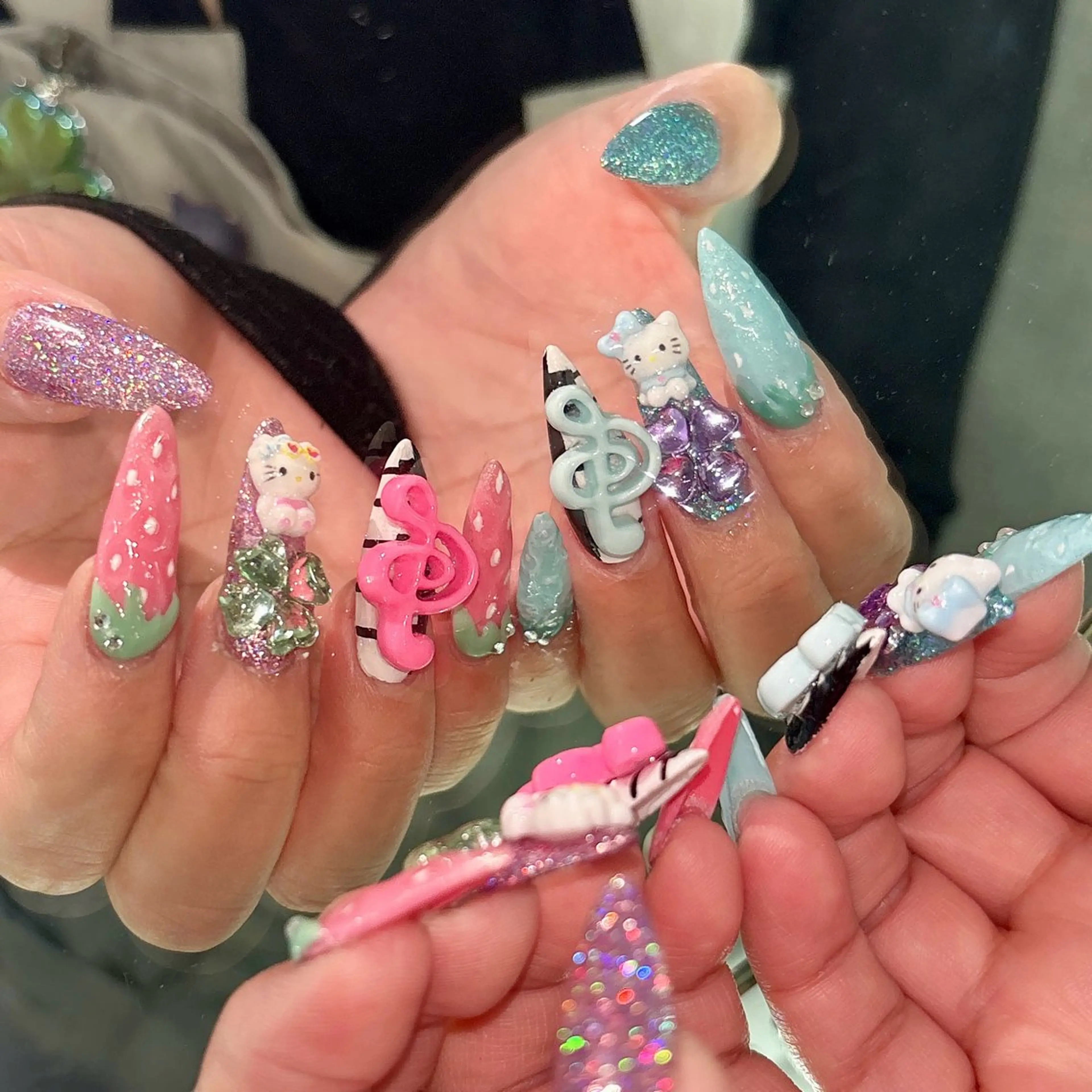 ロング 韓国ガーリー🎀 岐南🤍ななみのネイルデザイン