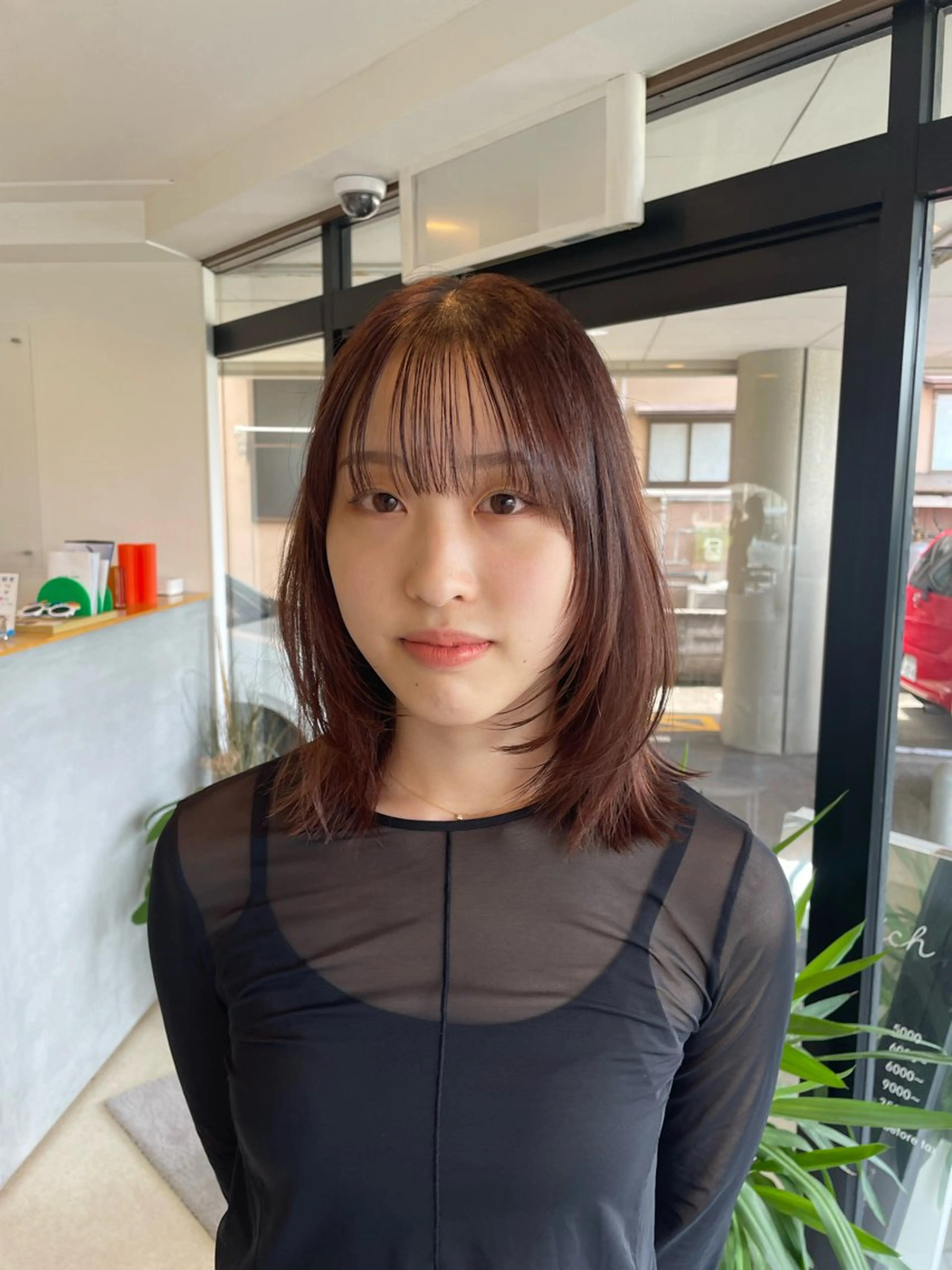 ミディアム レイヤーカット 前川 瑞希のヘアスタイル