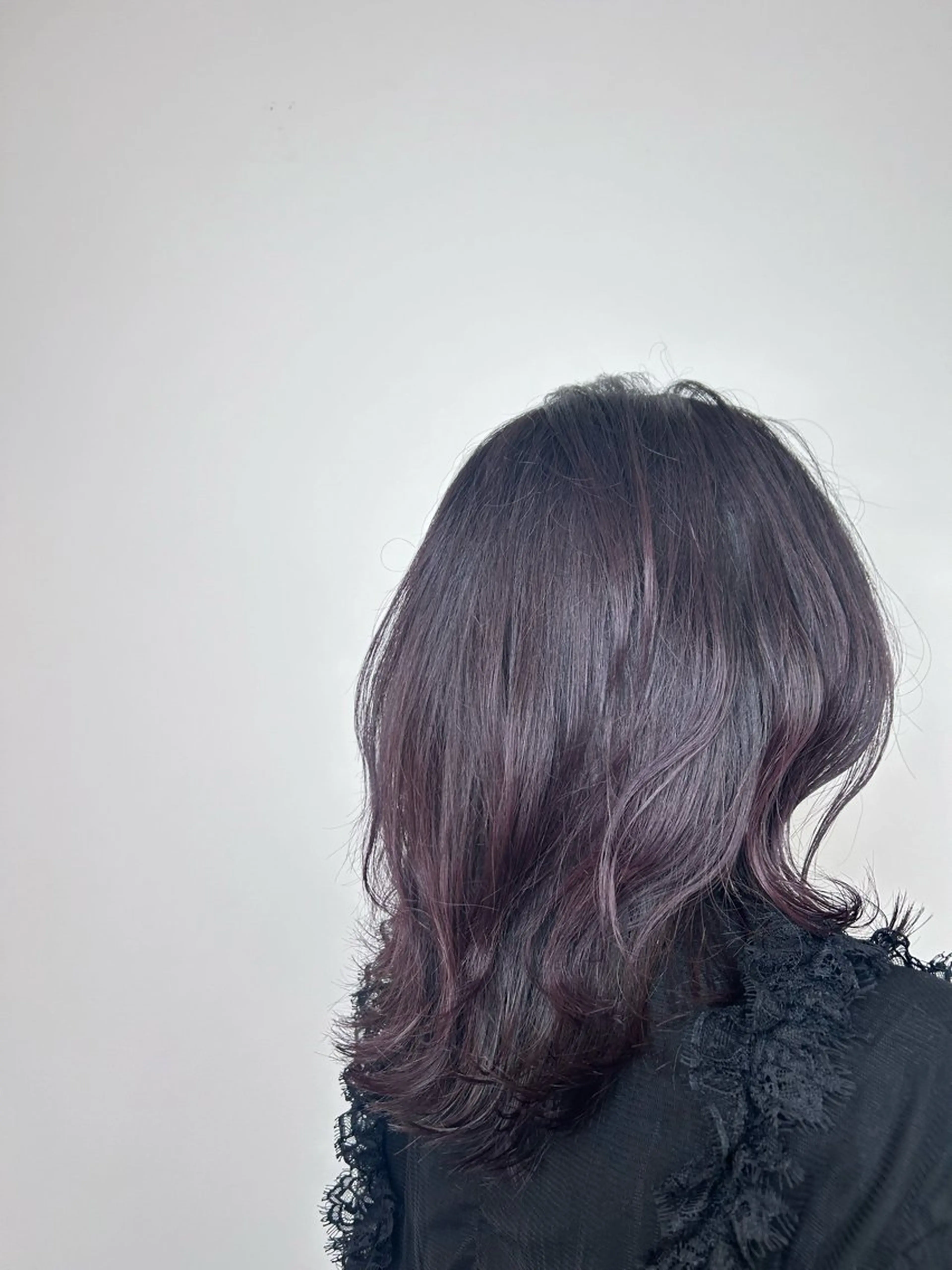 セミロング カラー 伊藤 世羅のヘアスタイル