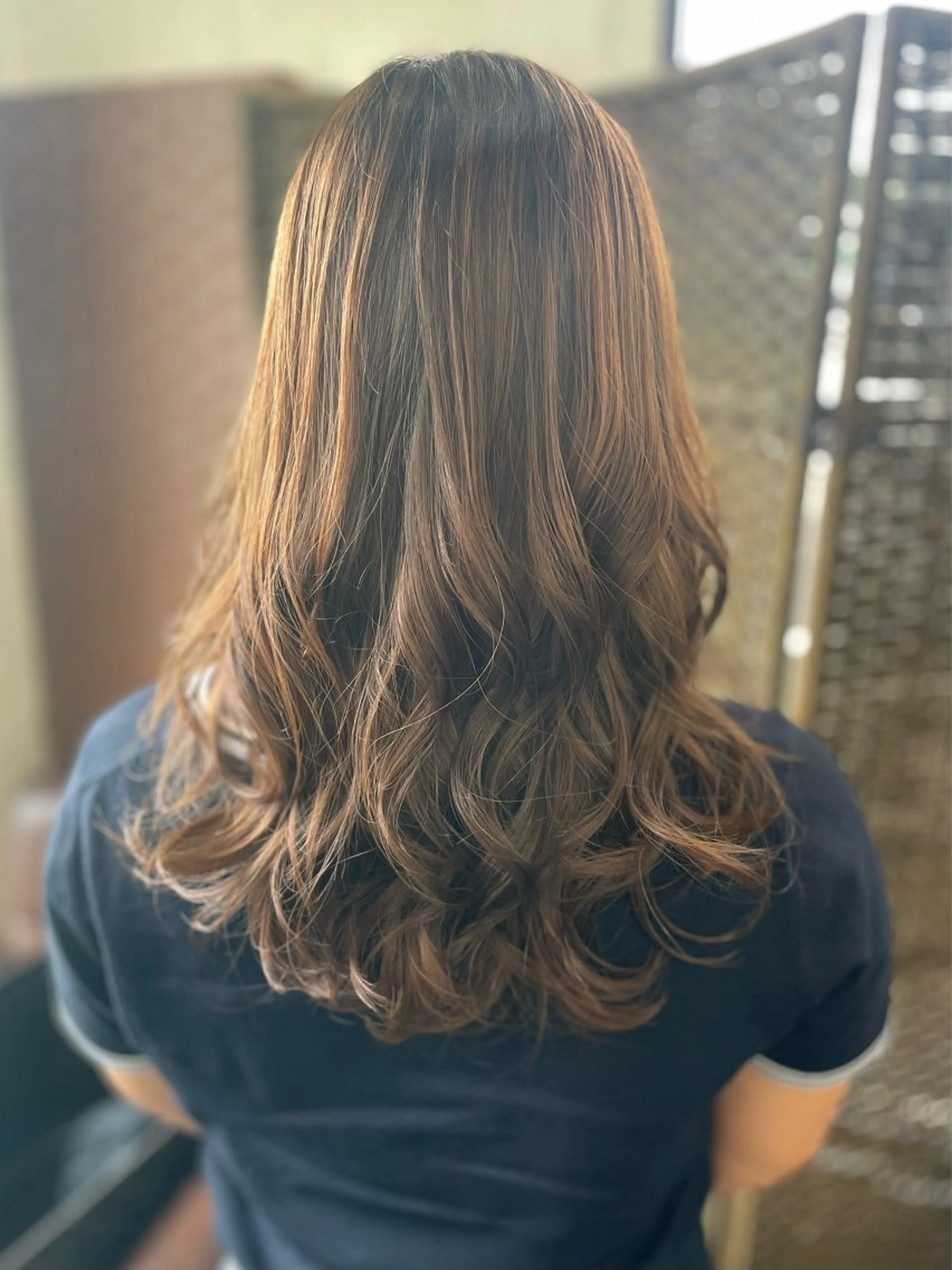 ロング レイヤーカット カット 沢田 瞳のヘアスタイル