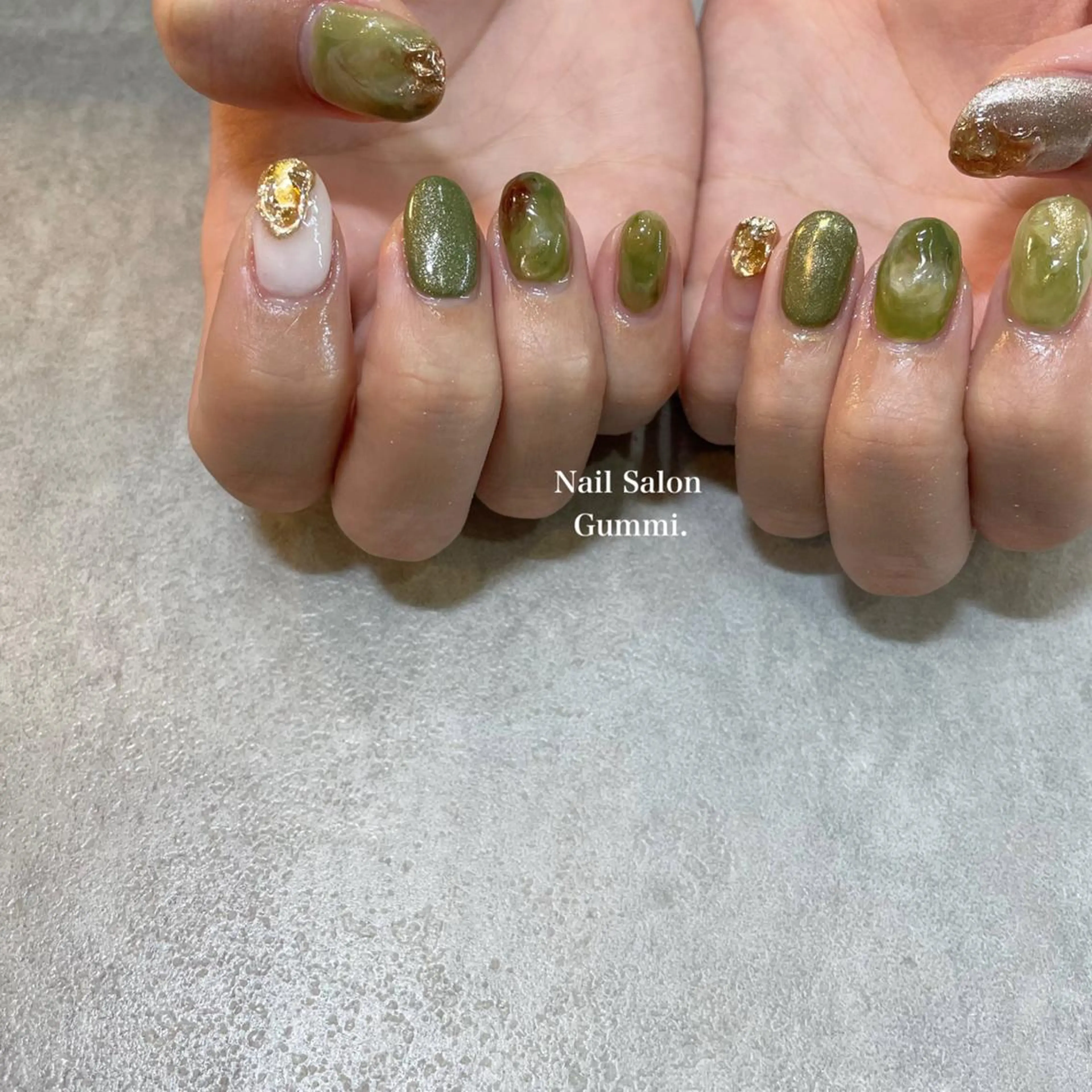ネイル グリーン Nail Salon Gummi.のネイルデザイン