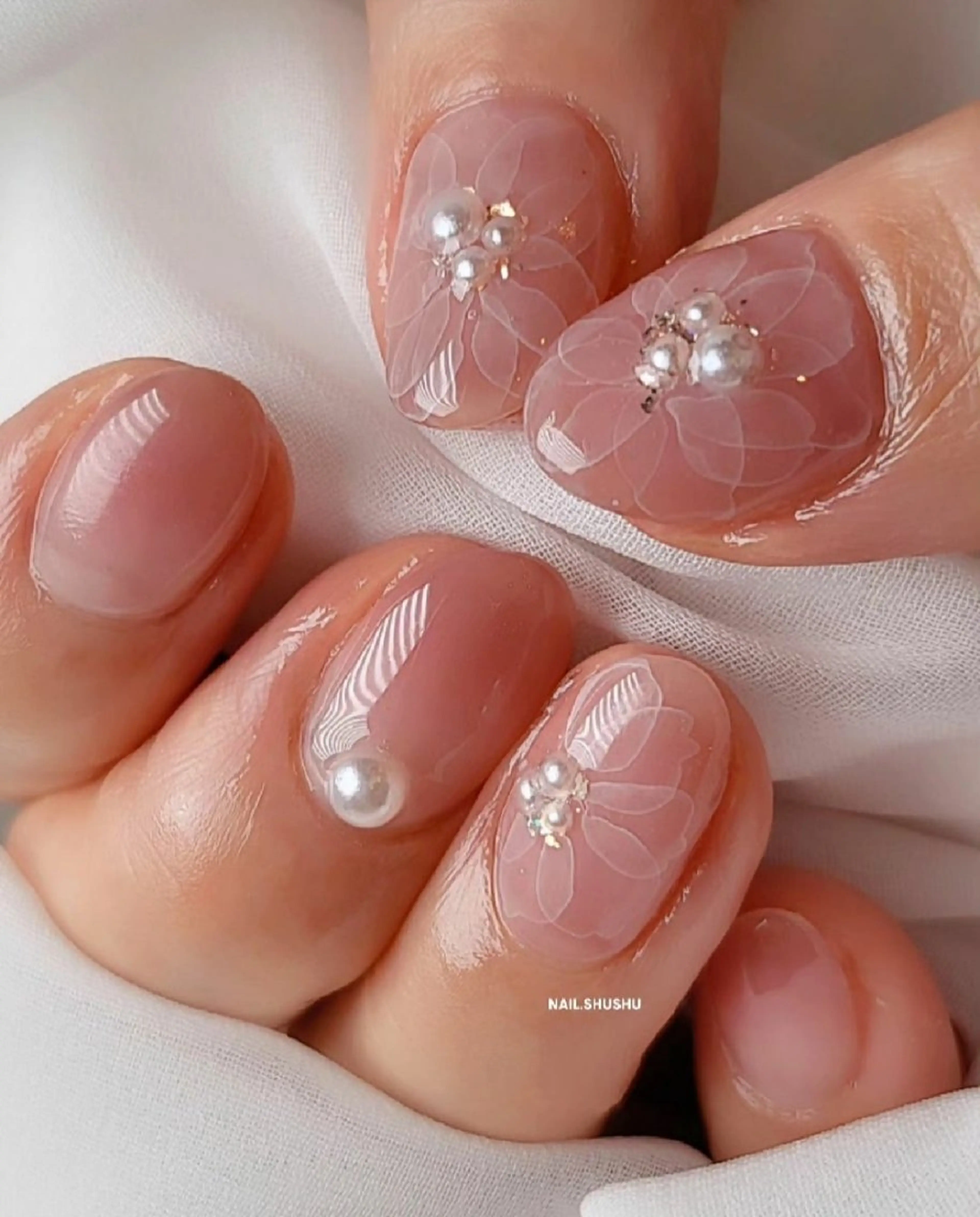 ネイル 持ち込み ニュアンスネイル ワンカラーネイル シンプルネイル 3dパーツ/流行り 👧shushu❤️のネイルデザイン