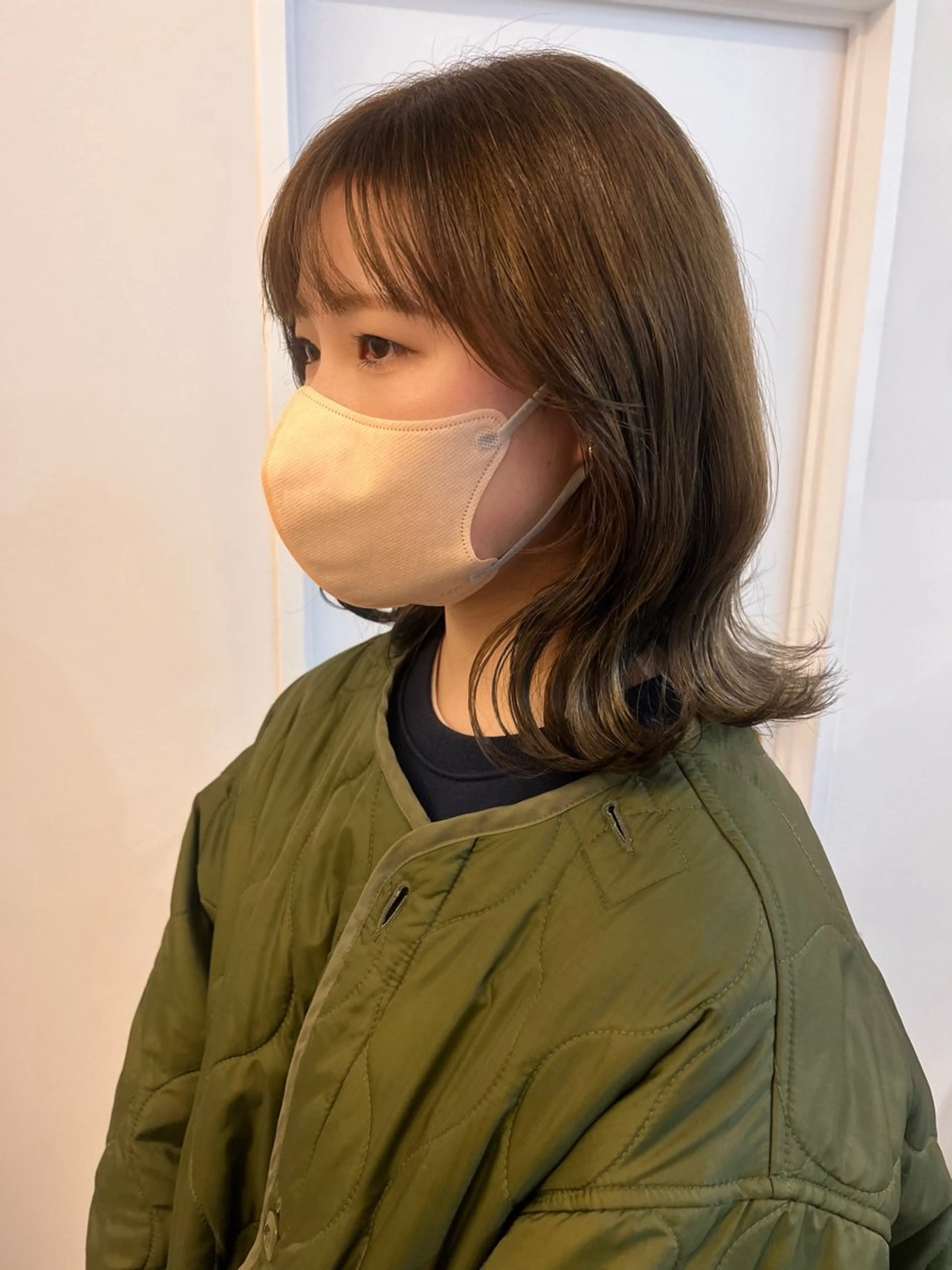 ミディアム カラー ブリーチ 透明感カラー ダブルカラー ブリーチなしカラー 顔周りカット レイヤーカット/韓国 ヘア/ honokaのヘアスタイル