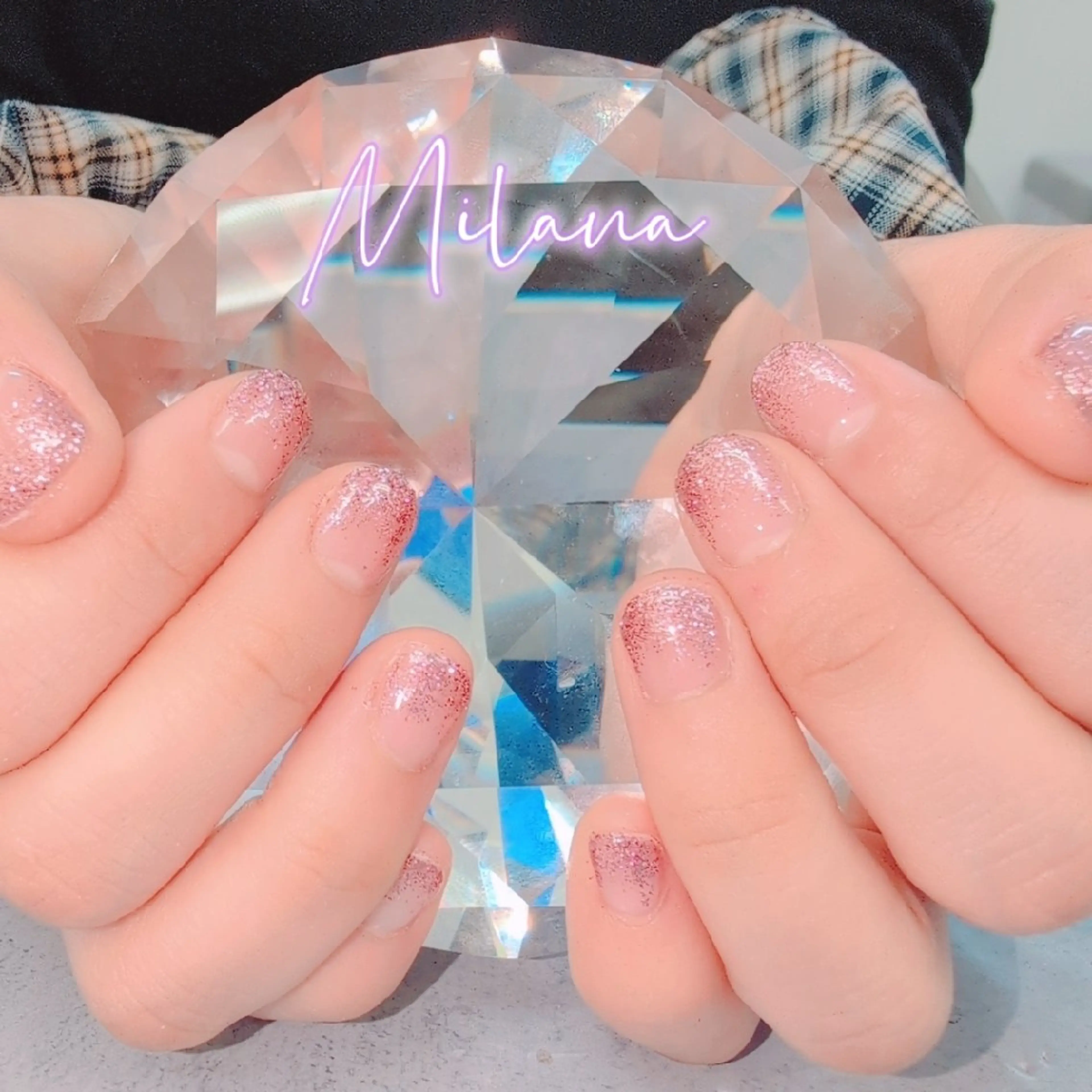 ネイル グラデーション ラメ(グリッター) ラメグラデーション ハンドネイル Milana 川瀬のネイルデザイン
