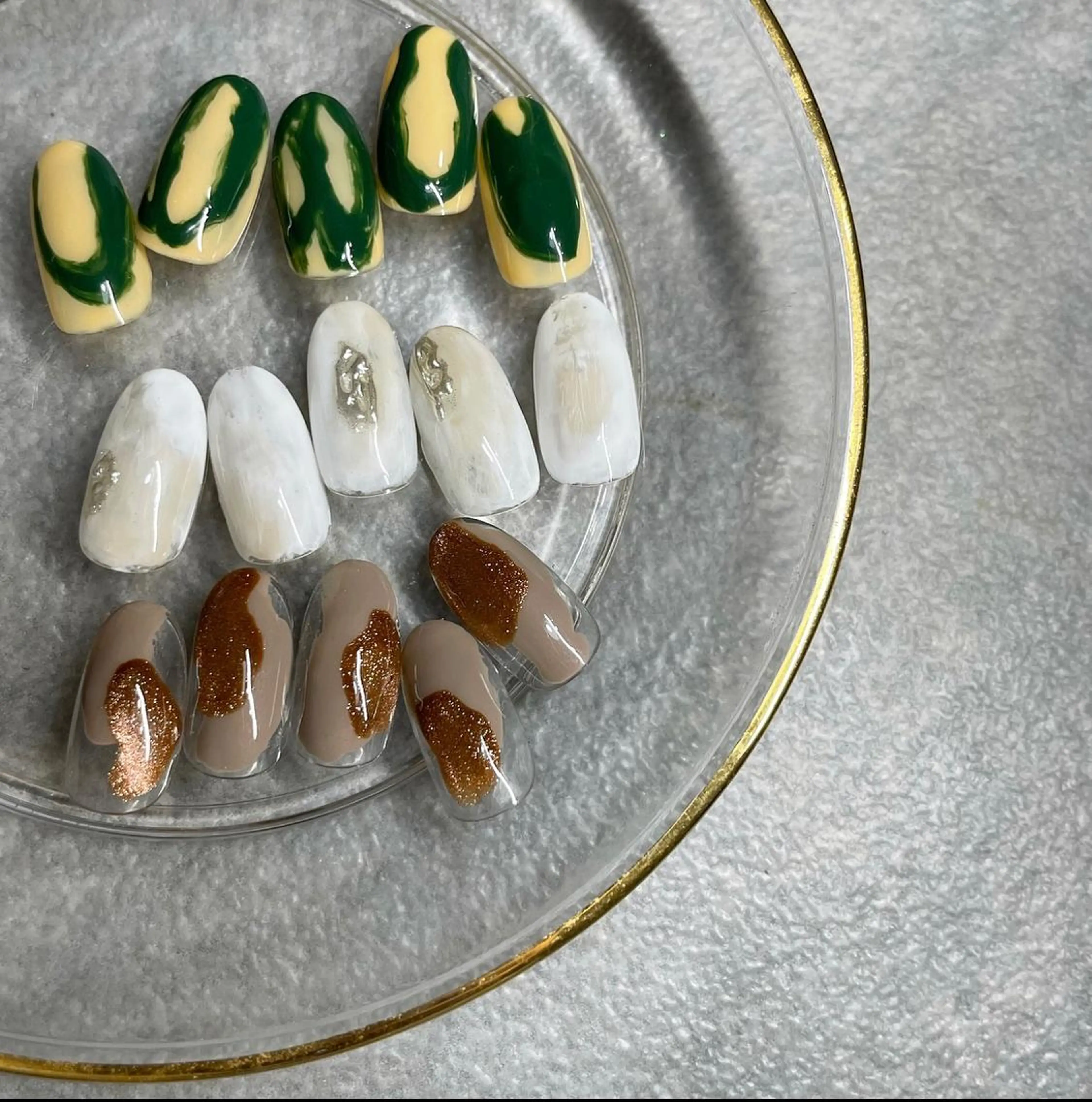 ネイル ハンドネイル フットネイル kiii.__ ✴︎*のネイルデザイン